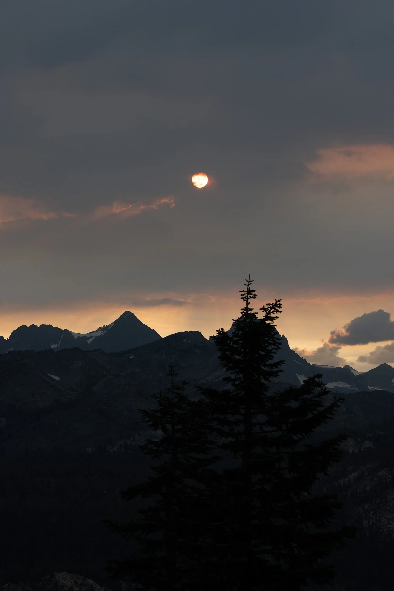 f/8  |  1/200  |  105mm