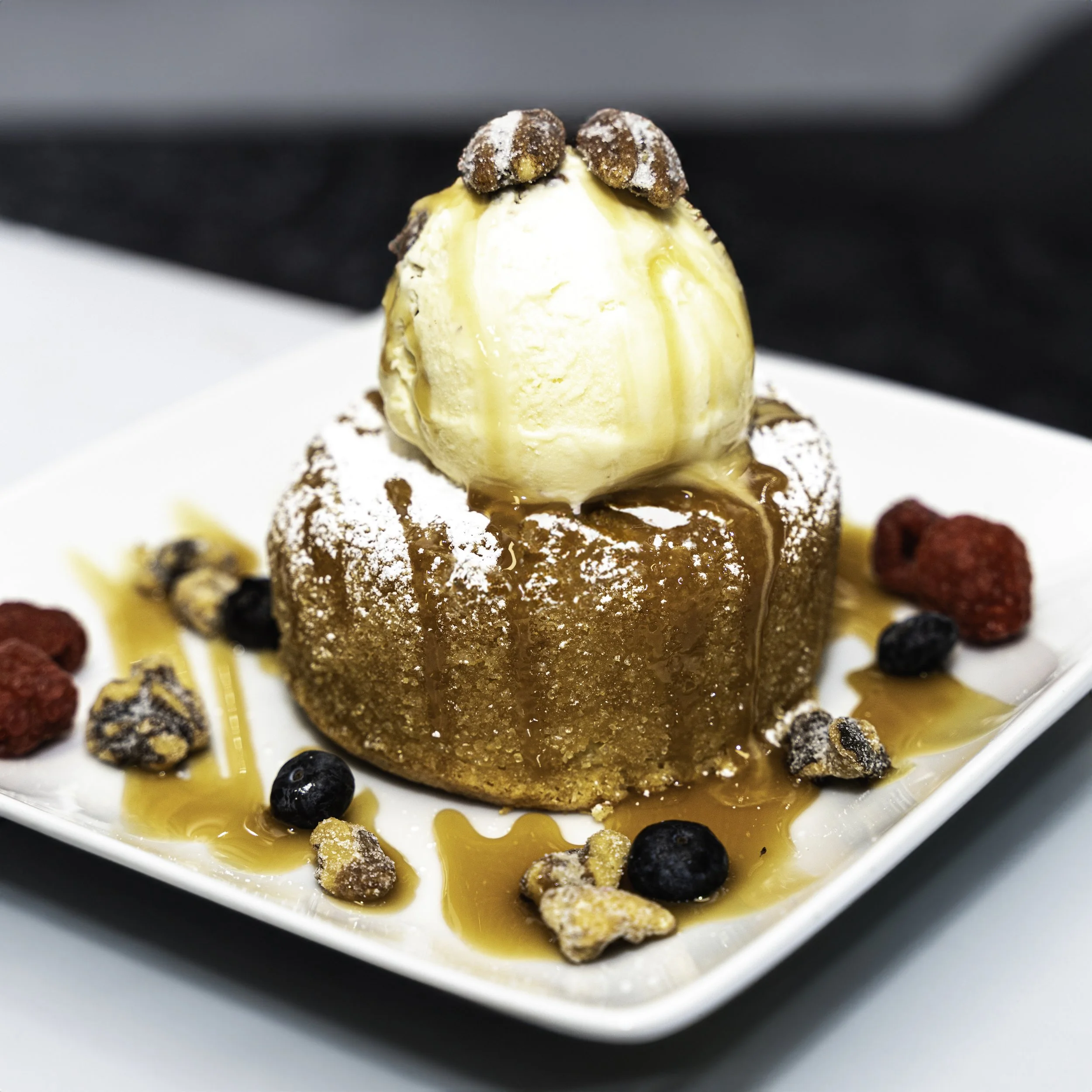 Butter Cake A La Mode