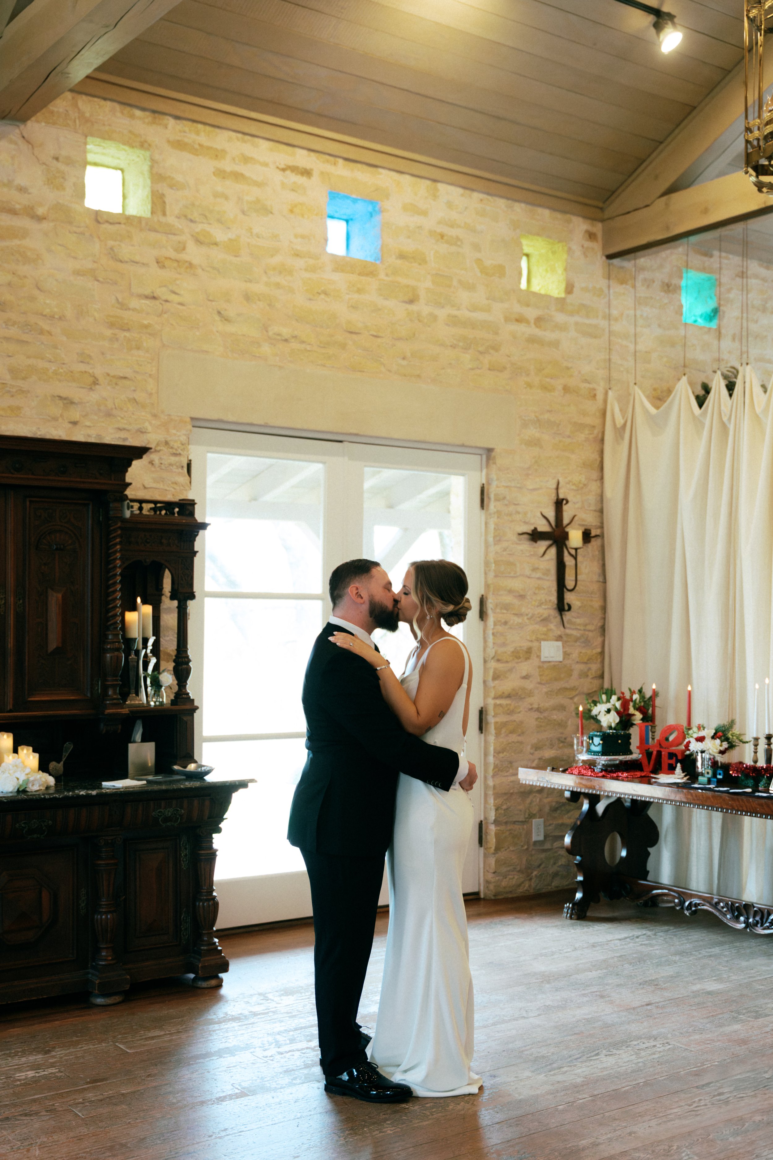 Bride and groom's first dance at Heirloom Hideaway Fort Worth