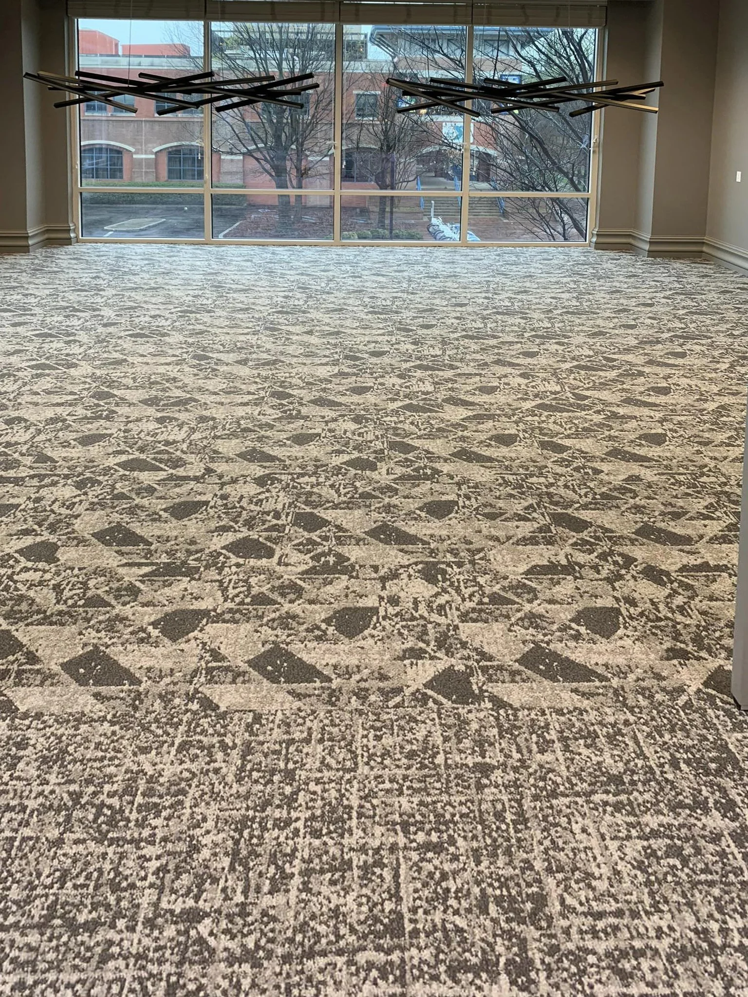 J+J Flooring
208 yds - J&J - Metamorphic 7717 - Shale 2967
152 yds - J&J - Obsidian 7718 - Shale 2967
168 sf - J&J - Timeless V5011 - Notable 1000