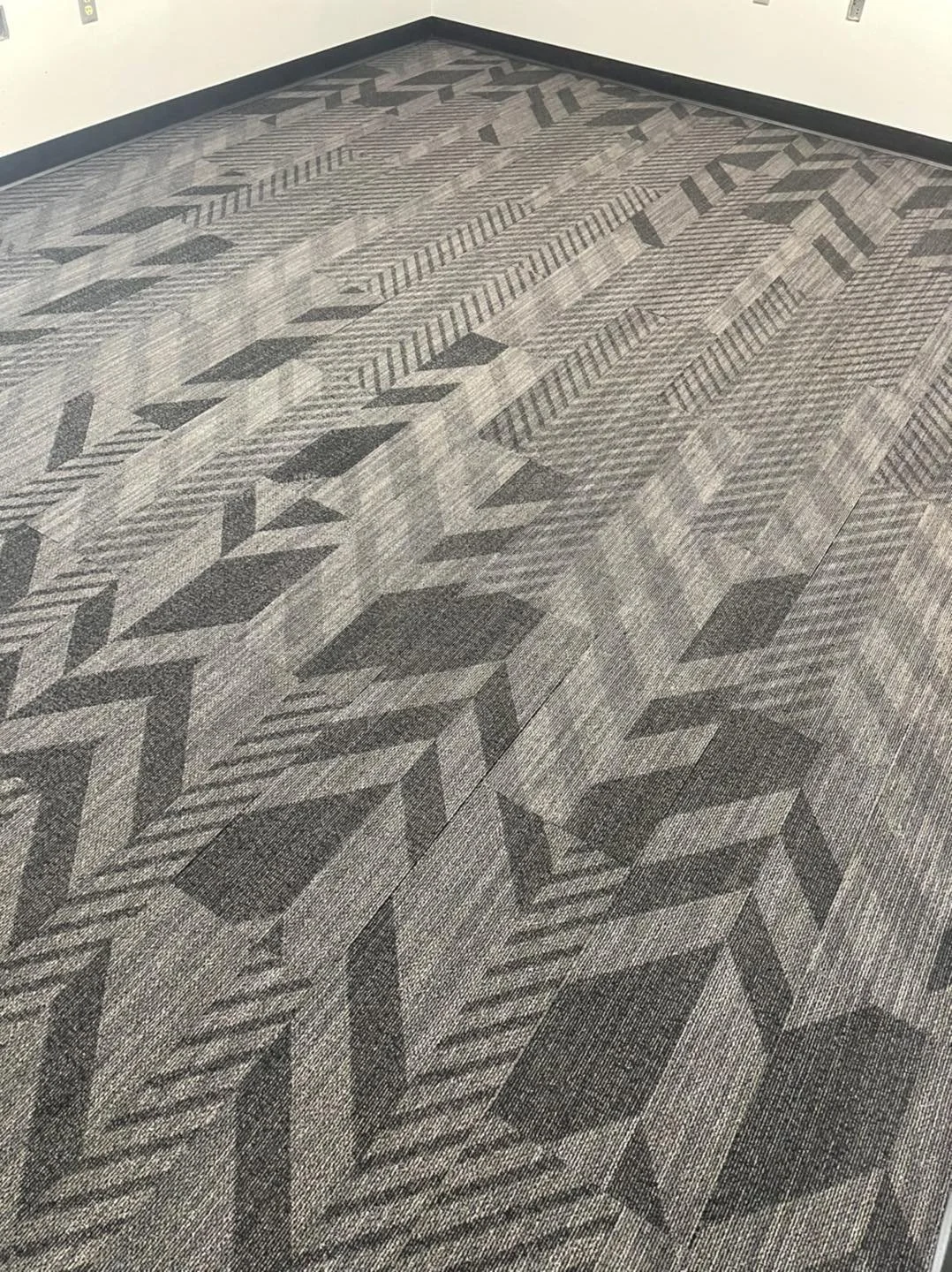 150 yds - Mohawk - Denim Collection - GT296 Zip It Tile - 12”x36” - 989 Easy