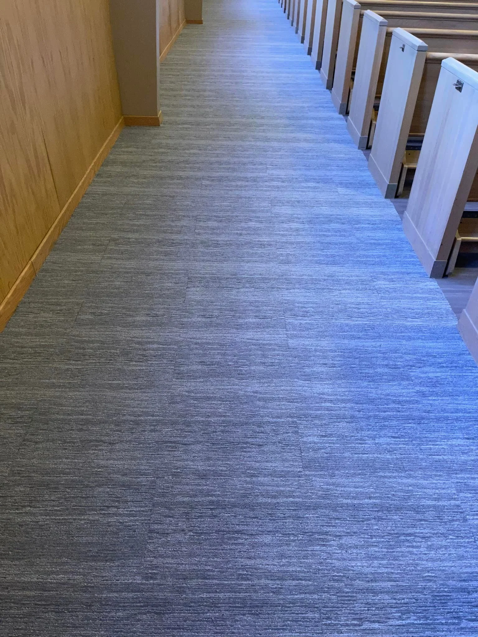 522 yds - Mohawk Digital Terrain - 12BY36 - GT341 - 949 Fossil.
3,417.51 sq ft - Interface - Studio Set - A00705 Titanium