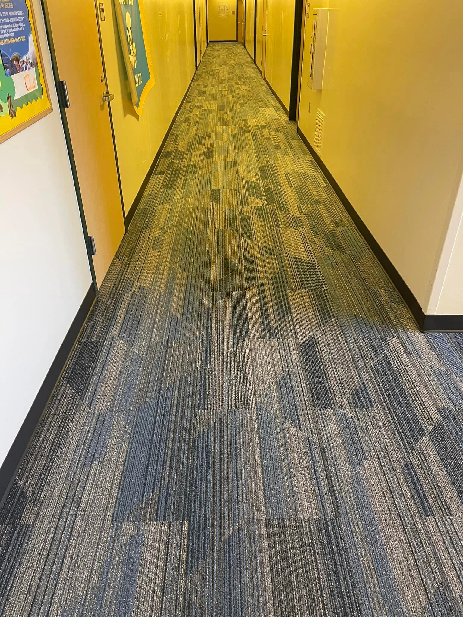 Another UAH project in the books! This 1,800 yards of Interface Driftwood - Sweetgum was installed at Frank Franz Hall by Flash, Ryan, and Tina! This crew did amazing work in spectacular timing! 