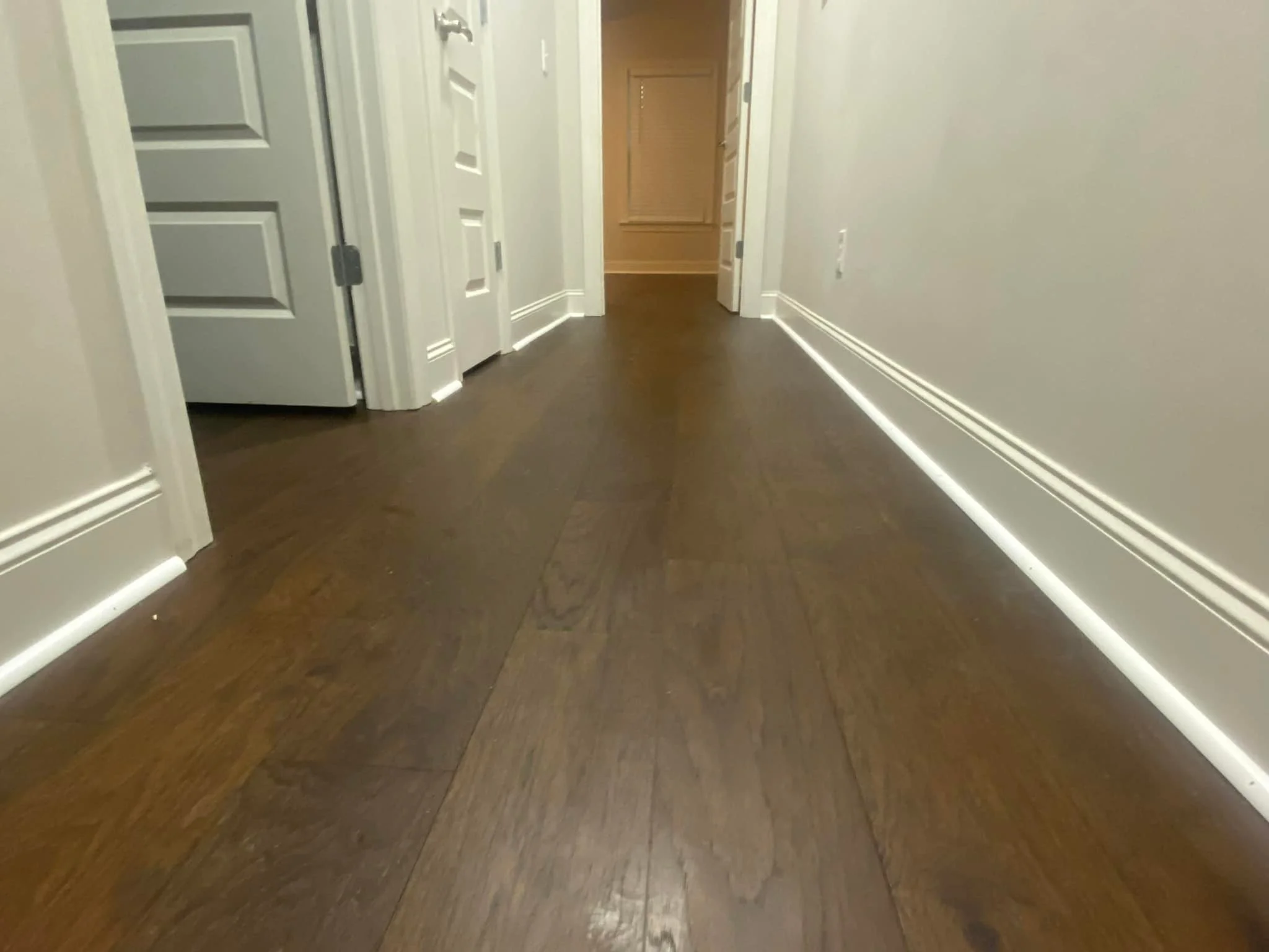 500 sqft - Azalea Lane Flooring - Windsor Collection - Greystone - 3/8” Engineered - 6.5” wide plank.
200 LF 1/4 round.