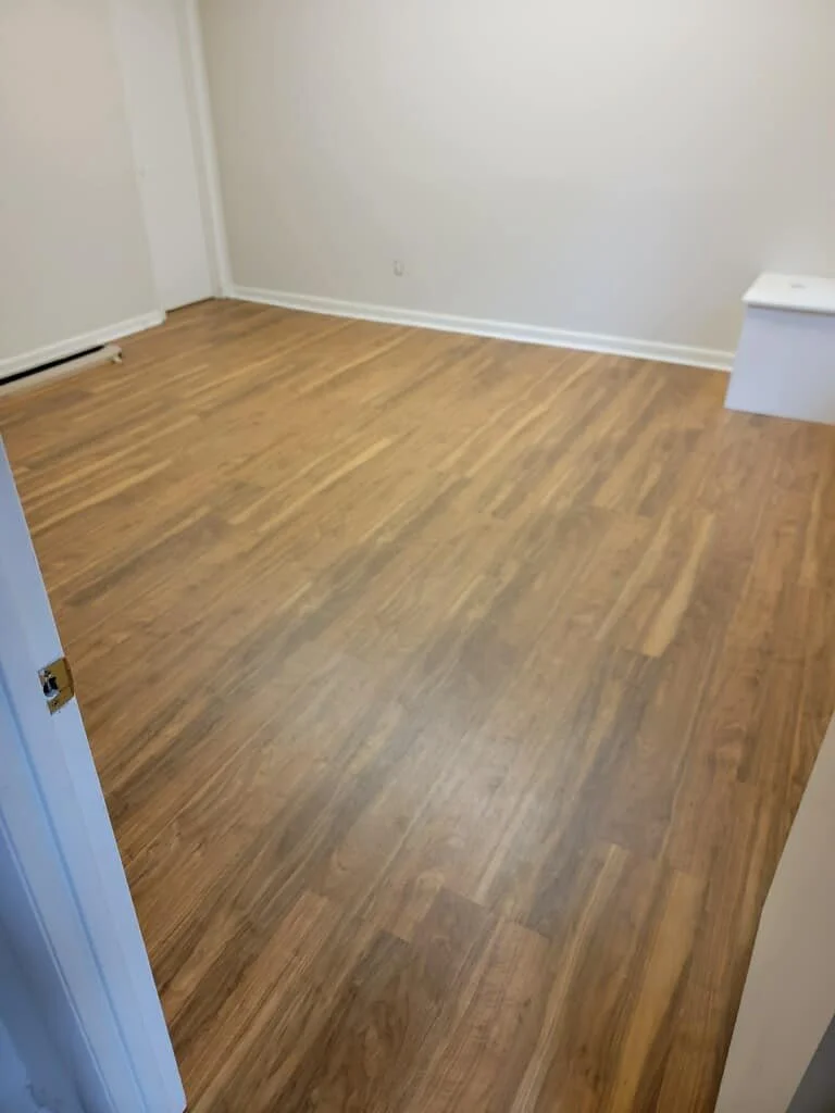 Interface - Even Path Woodgrains - A05014 Maple.
