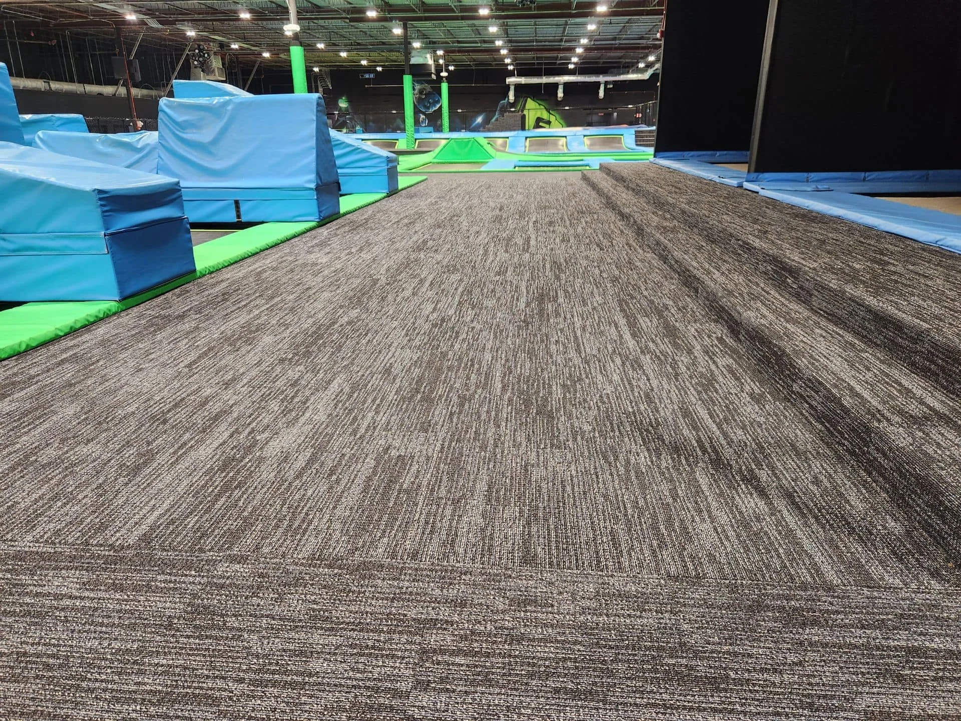 Flow Trampoline Park
Bentley Mills - Coin Op II - Clans 400066 - 18”x36"