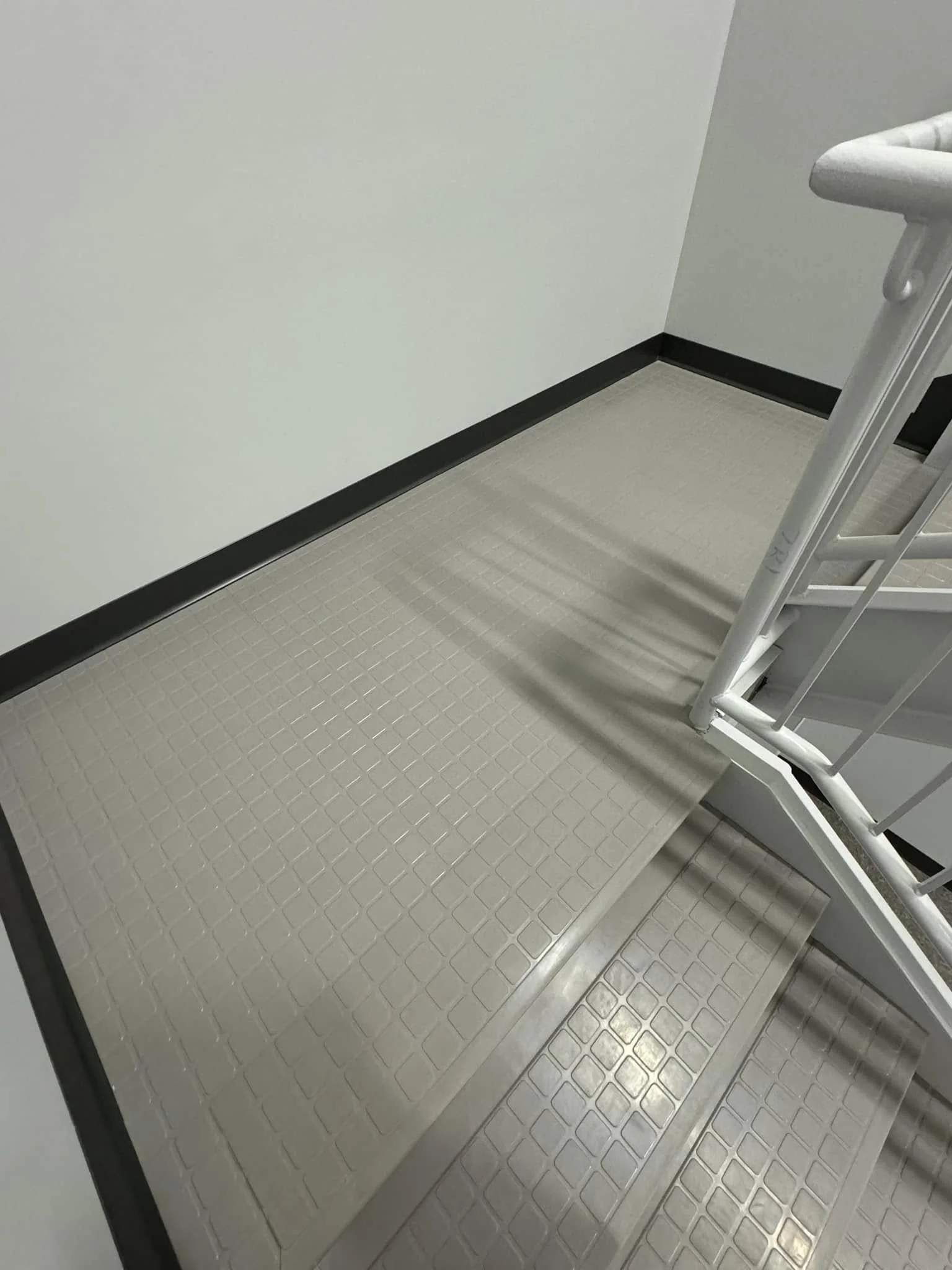 J+J Flooring (CPT) Roppe Corporation (Treads/RT) Tarkett Official (RB) Armstrong Flooring (VCT) 