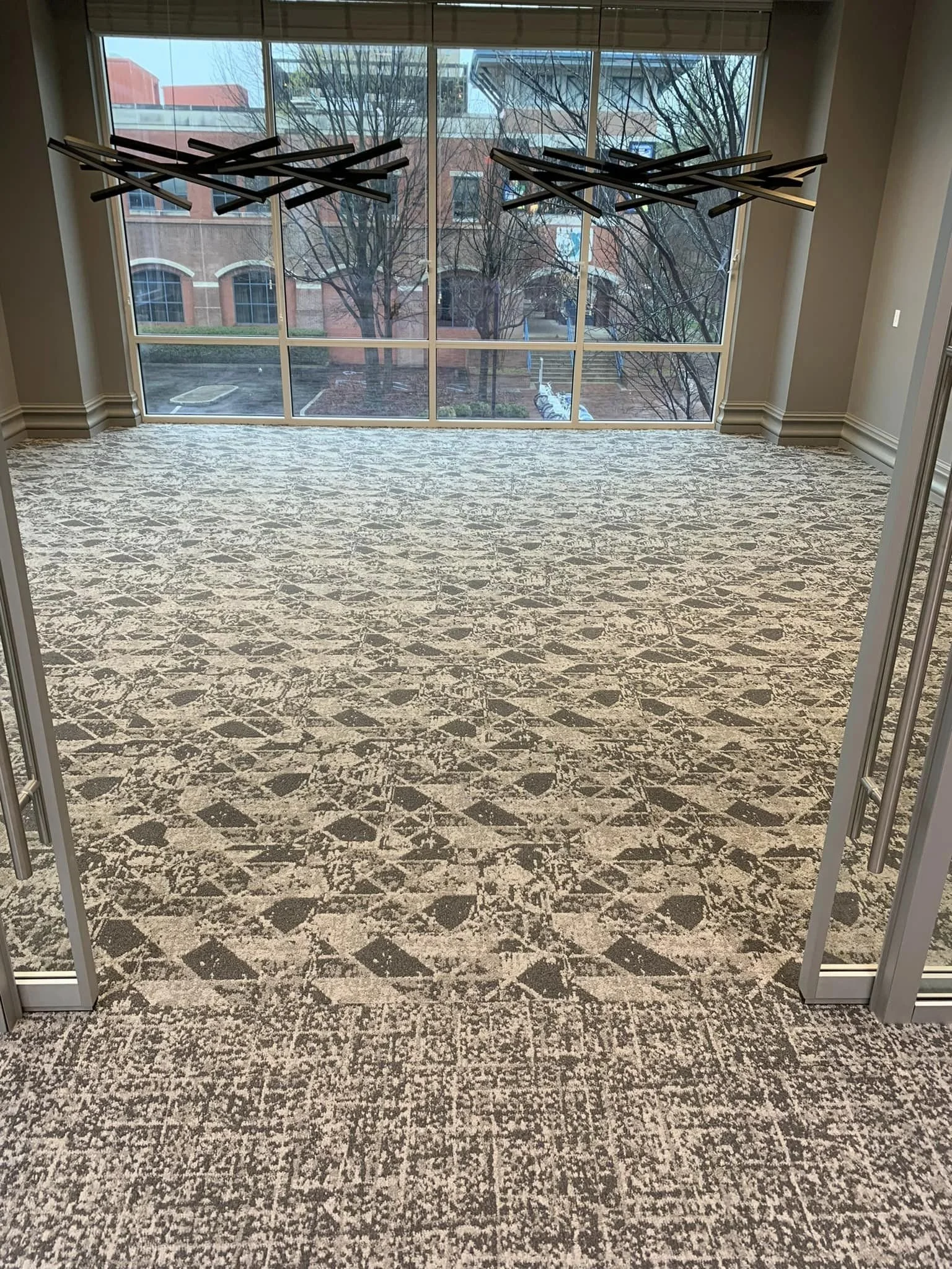 J+J Flooring
208 yds - J&J - Metamorphic 7717 - Shale 2967
152 yds - J&J - Obsidian 7718 - Shale 2967
168 sf - J&J - Timeless V5011 - Notable 1000

