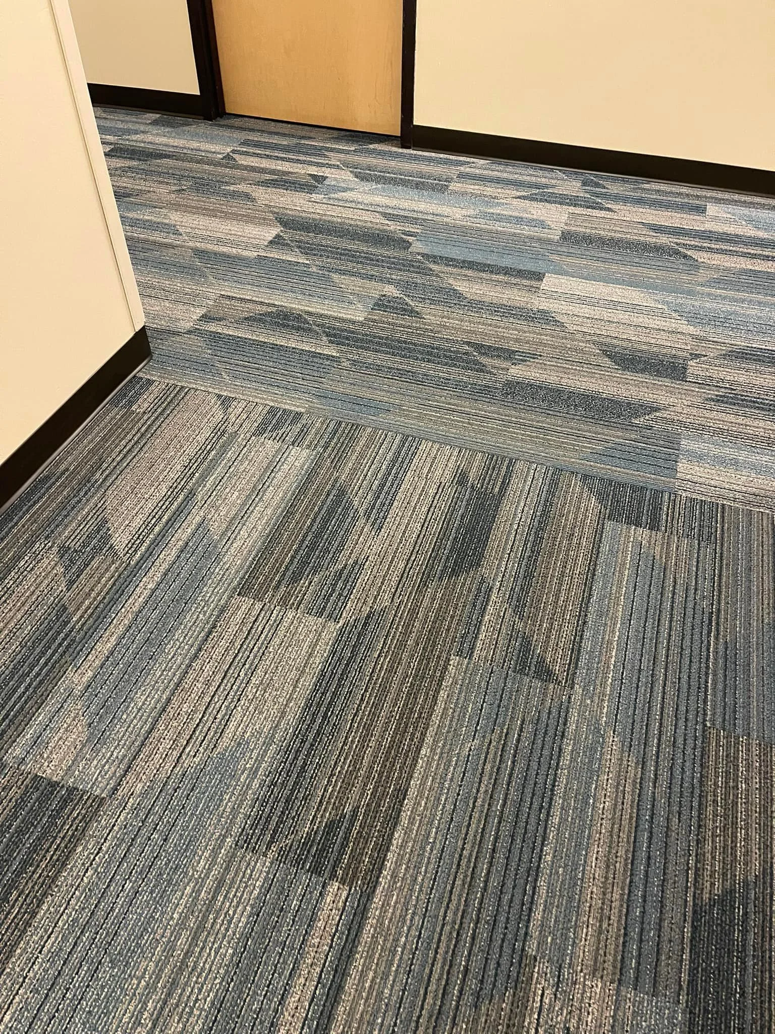 Another UAH project in the books! This 1,800 yards of Interface Driftwood - Sweetgum was installed at Frank Franz Hall by Flash, Ryan, and Tina! This crew did amazing work in spectacular timing! 
