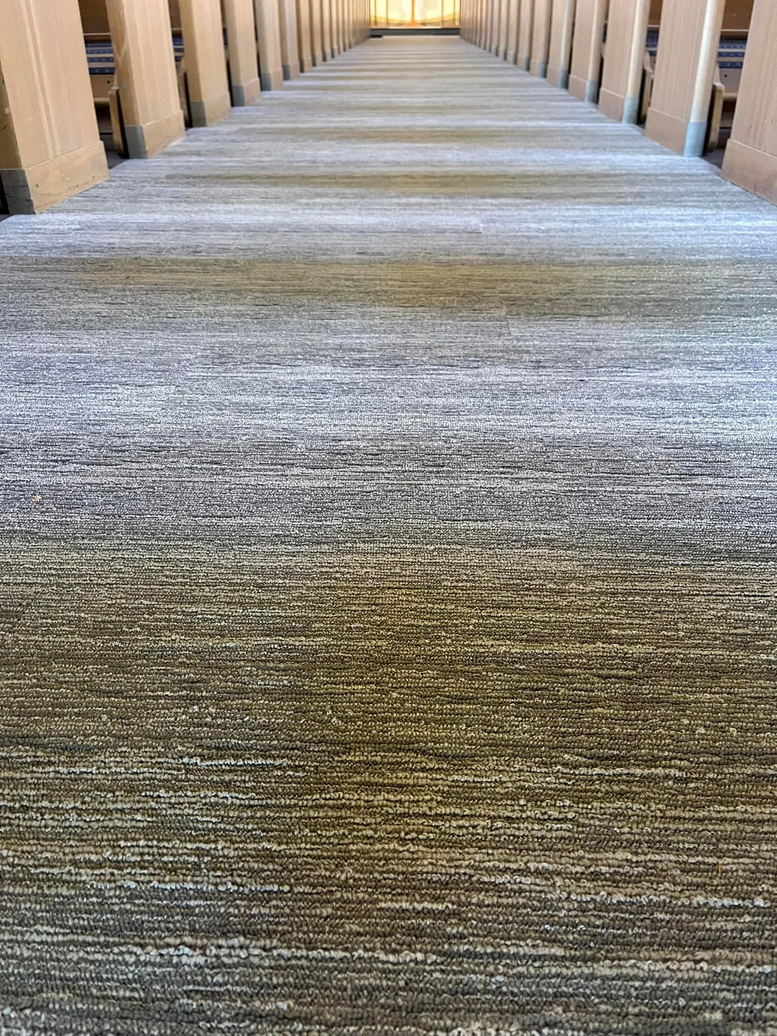 522 yds - Mohawk Digital Terrain - 12BY36 - GT341 - 949 Fossil.
3,417.51 sq ft - Interface - Studio Set - A00705 Titanium
