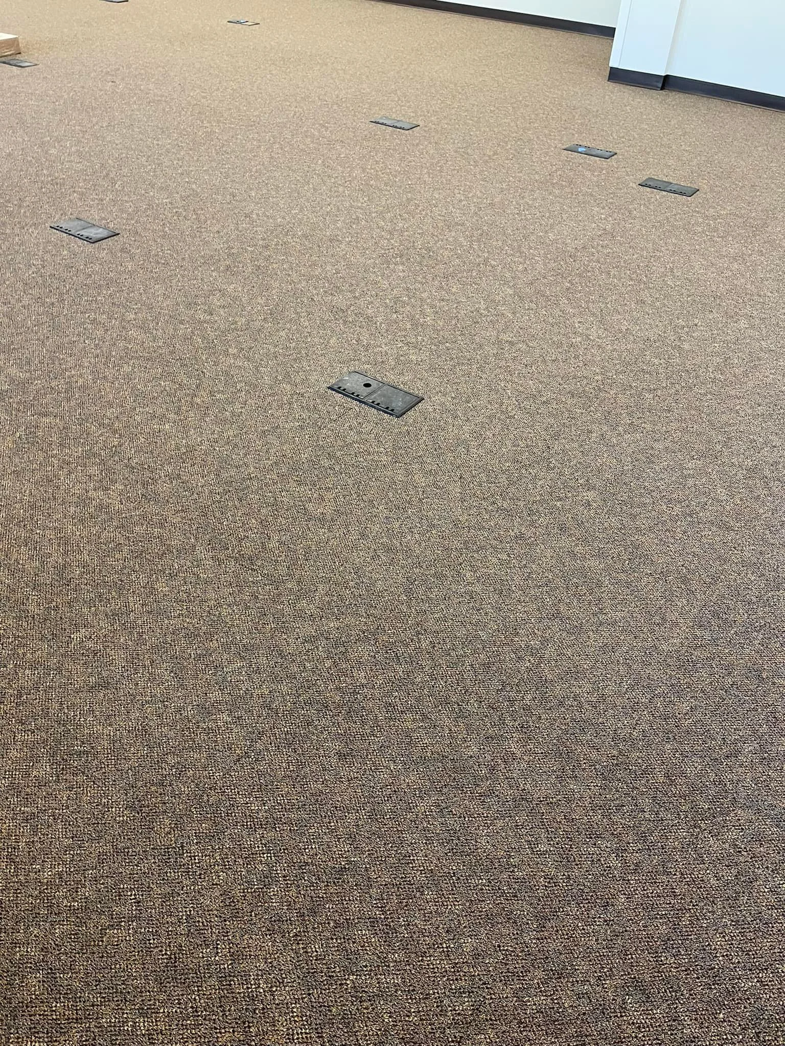 800 yds - Mannington Carthage 4 Bridgecreek - 24”x24” 
1,200ft - Flexco - Base 2000 - 072 Chocolate 
