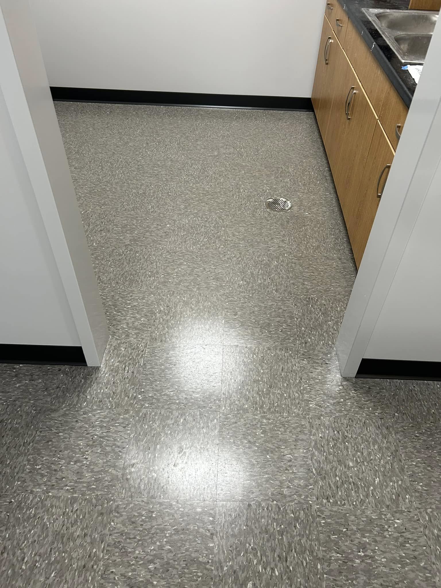 J+J Flooring (CPT) Roppe Corporation (Treads/RT) Tarkett Official (RB) Armstrong Flooring (VCT) 