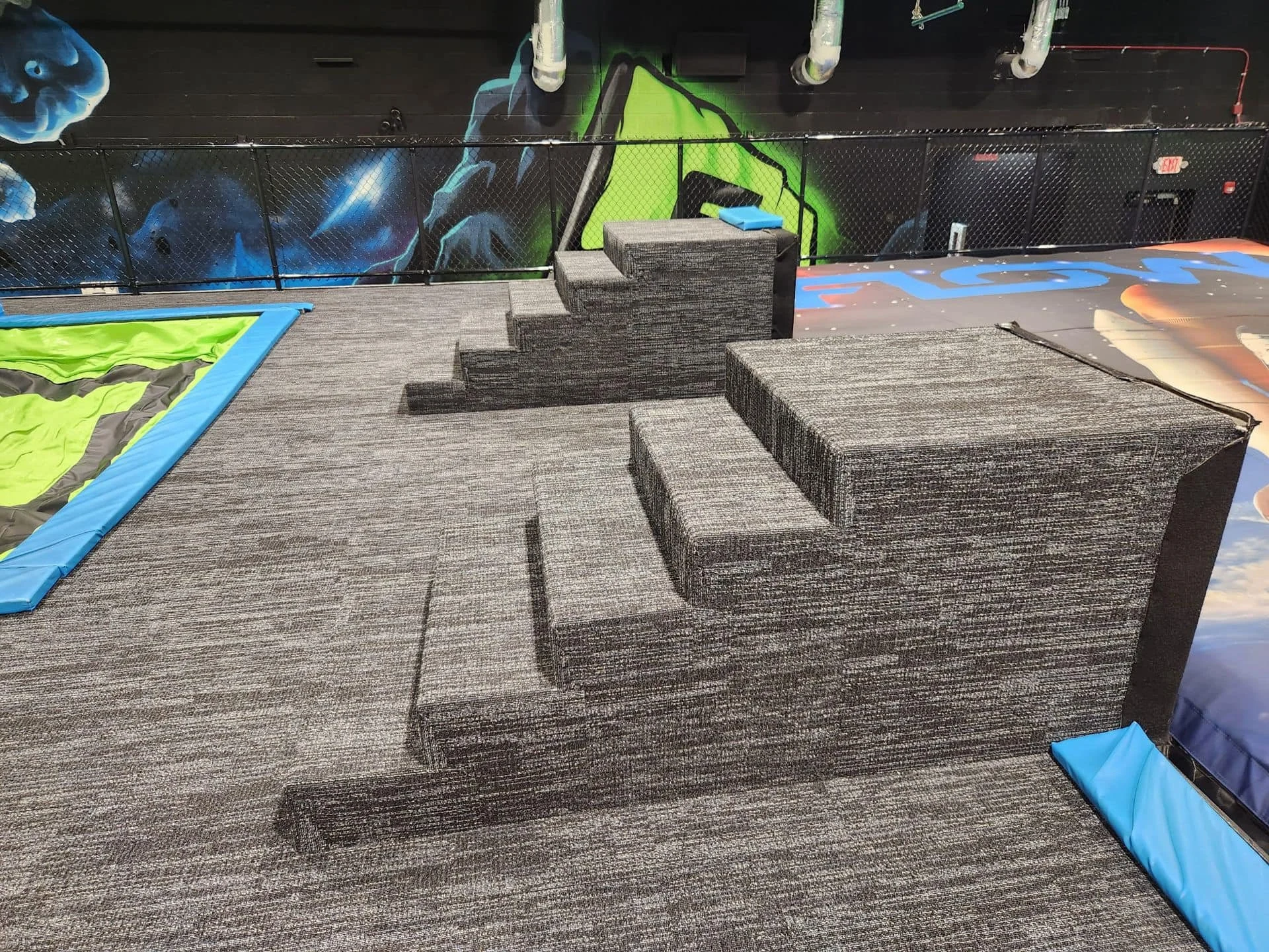 Flow Trampoline Park
Bentley Mills - Coin Op II - Clans 400066 - 18”x36"