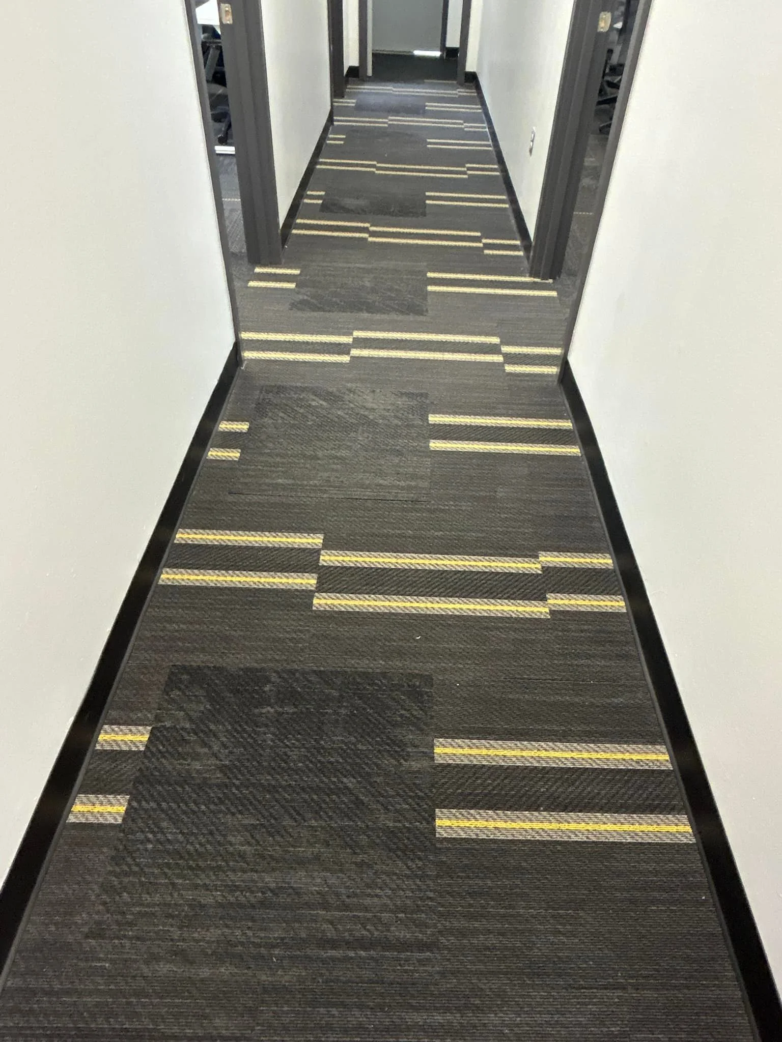 Mohawk Group 
Hem GT178 - Easy 989
Colorbeat GT298 - Ground Turmeric 142
Colorbeat GT160 - Ground Turmeric 142
ZipIt GT296 - Easy 989
Jean GT177 - Easy 989
Selvedge GT179 - Easy 989
Rugged Foundation CO191 - Charcoal Dust 980