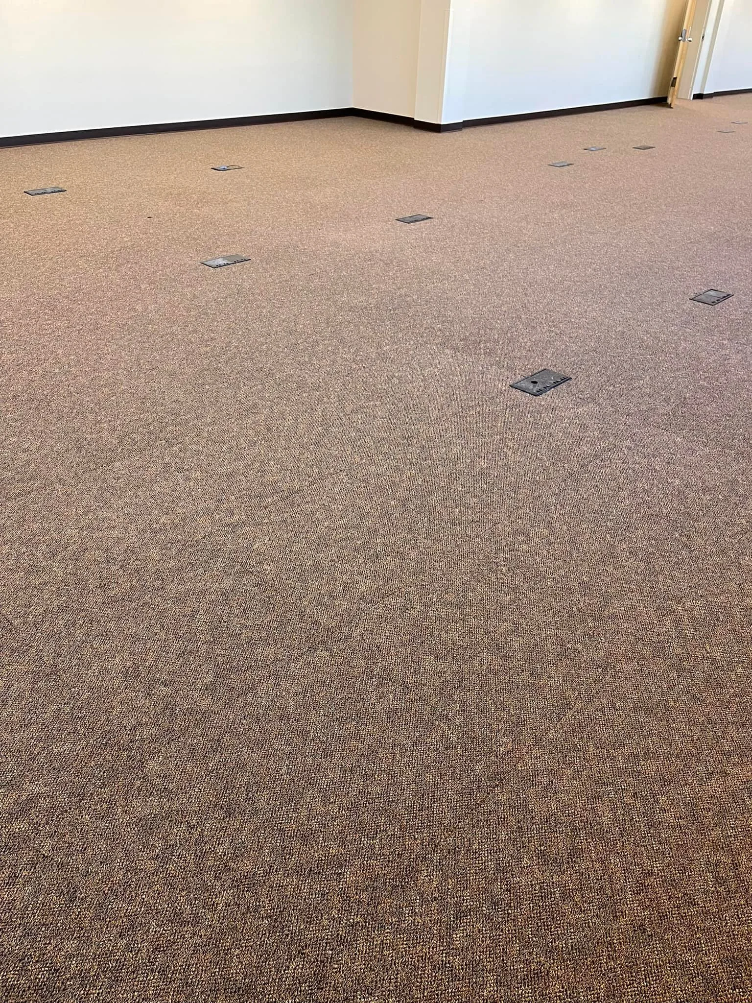 800 yds - Mannington Carthage 4 Bridgecreek - 24”x24” 
1,200ft - Flexco - Base 2000 - 072 Chocolate 
