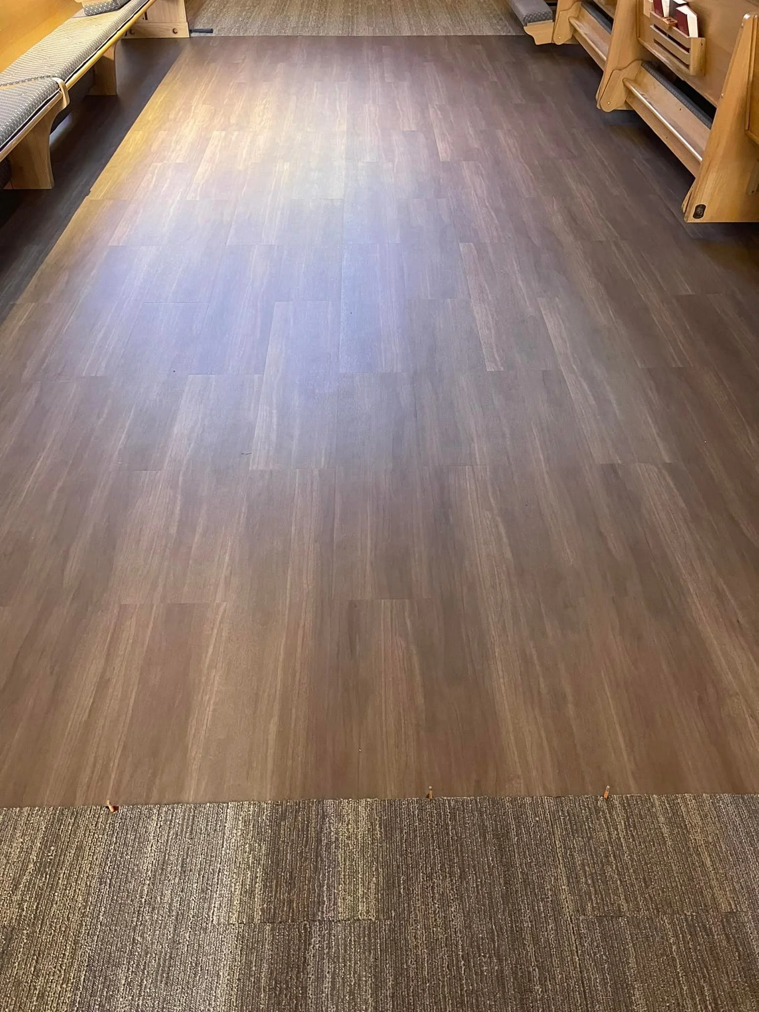 522 yds - Mohawk Digital Terrain - 12BY36 - GT341 - 949 Fossil.
3,417.51 sq ft - Interface - Studio Set - A00705 Titanium