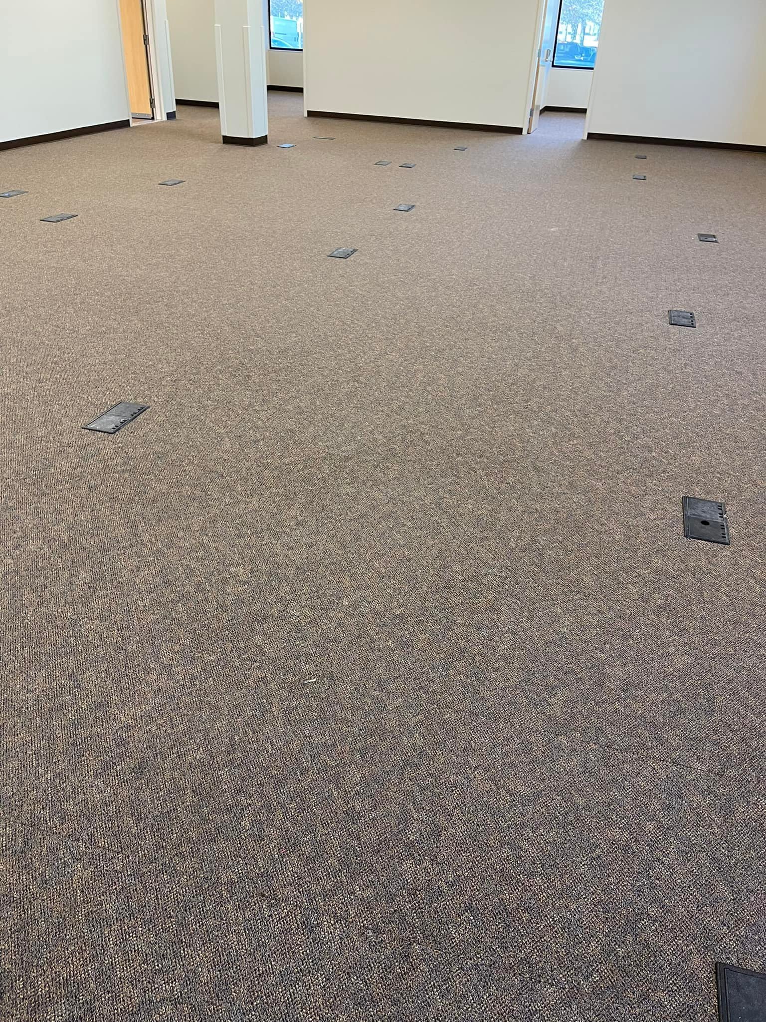 800 yds - Mannington Carthage 4 Bridgecreek - 24”x24” 
1,200ft - Flexco - Base 2000 - 072 Chocolate 
