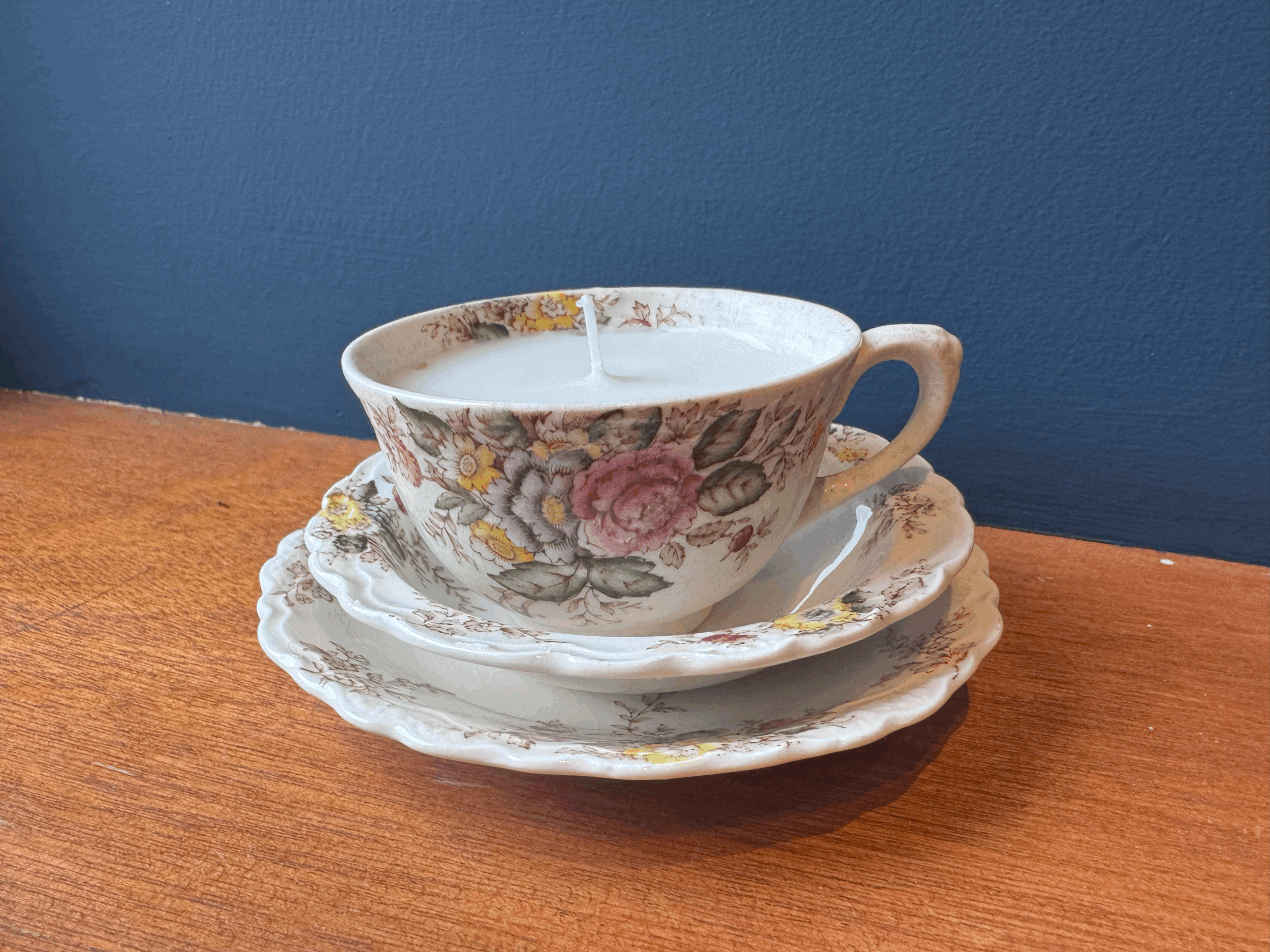 A Wee Homemade Candle