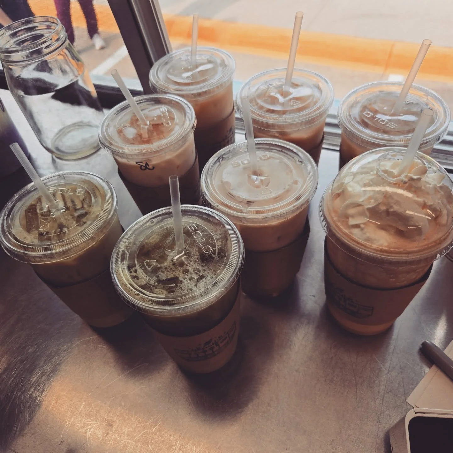 Wanna treat your friends and co-workers on this lovely Thursday?!? 
🌈🪐 we can help! Give that Space Cadet friend of yours a drink, she needs it 😜
We are set up at Stormont Vail today until 10am

See ya there! 
Xo

#chaosandcaffeine 
#bringthechaos