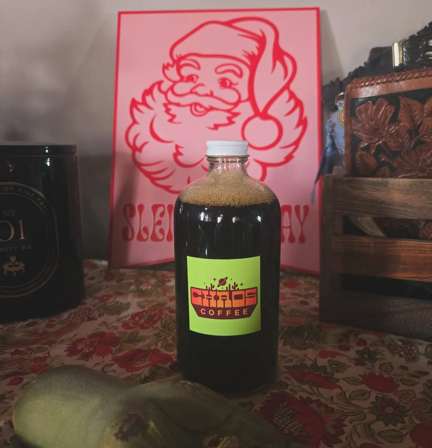 Asked to bring a side for Thanksgiving? 
Why not bring espresso martinis 🫠 

Place it in the pyrex with foil on top, I got you 😉 
🍴☕️

#chaostogo #chaotichoildays #espressomartini