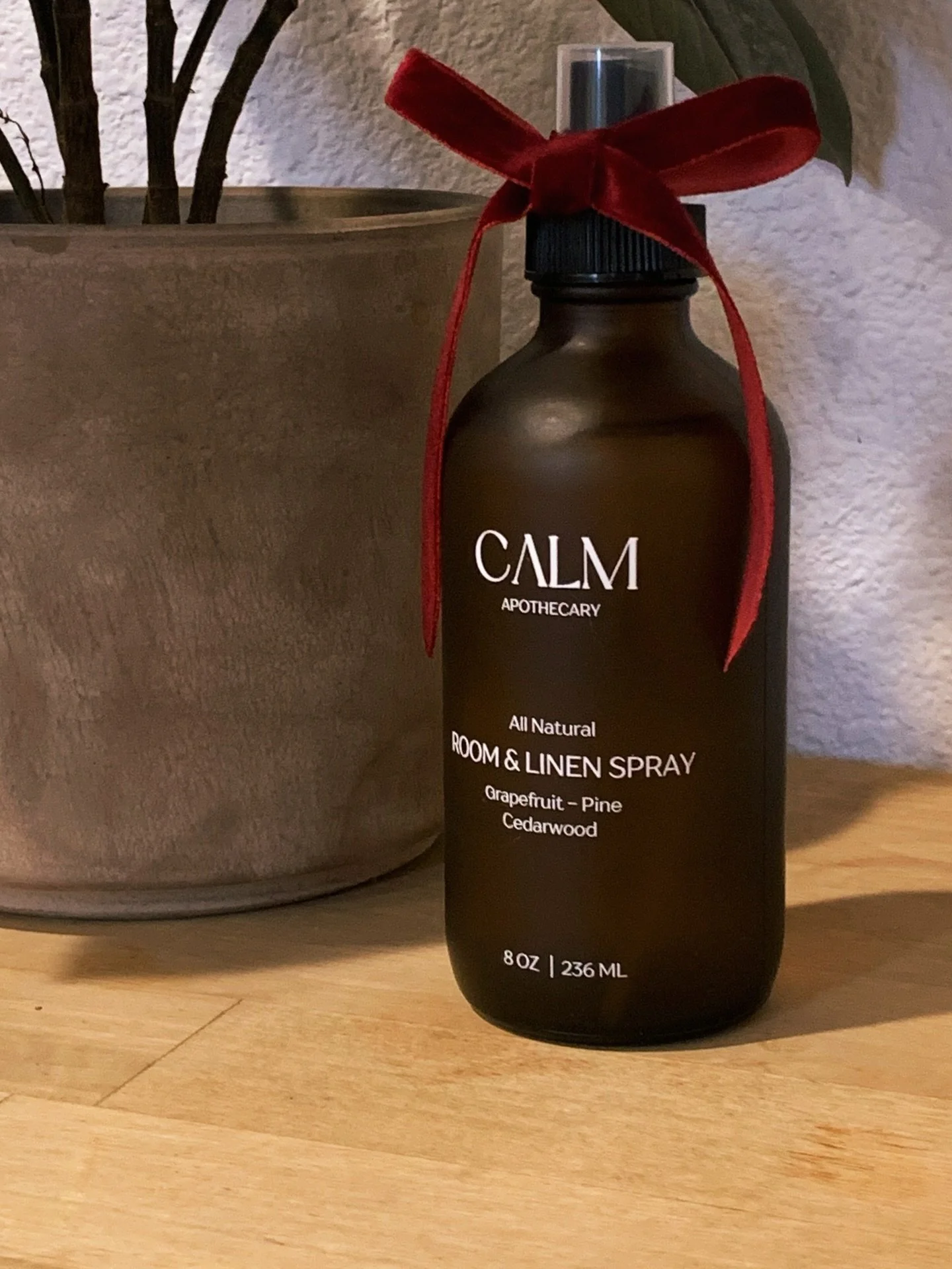 Calm, tied up with a bow ✨

Shop our website for the perfect holiday gift. 
 
#calmapothecary #roomspray #calm