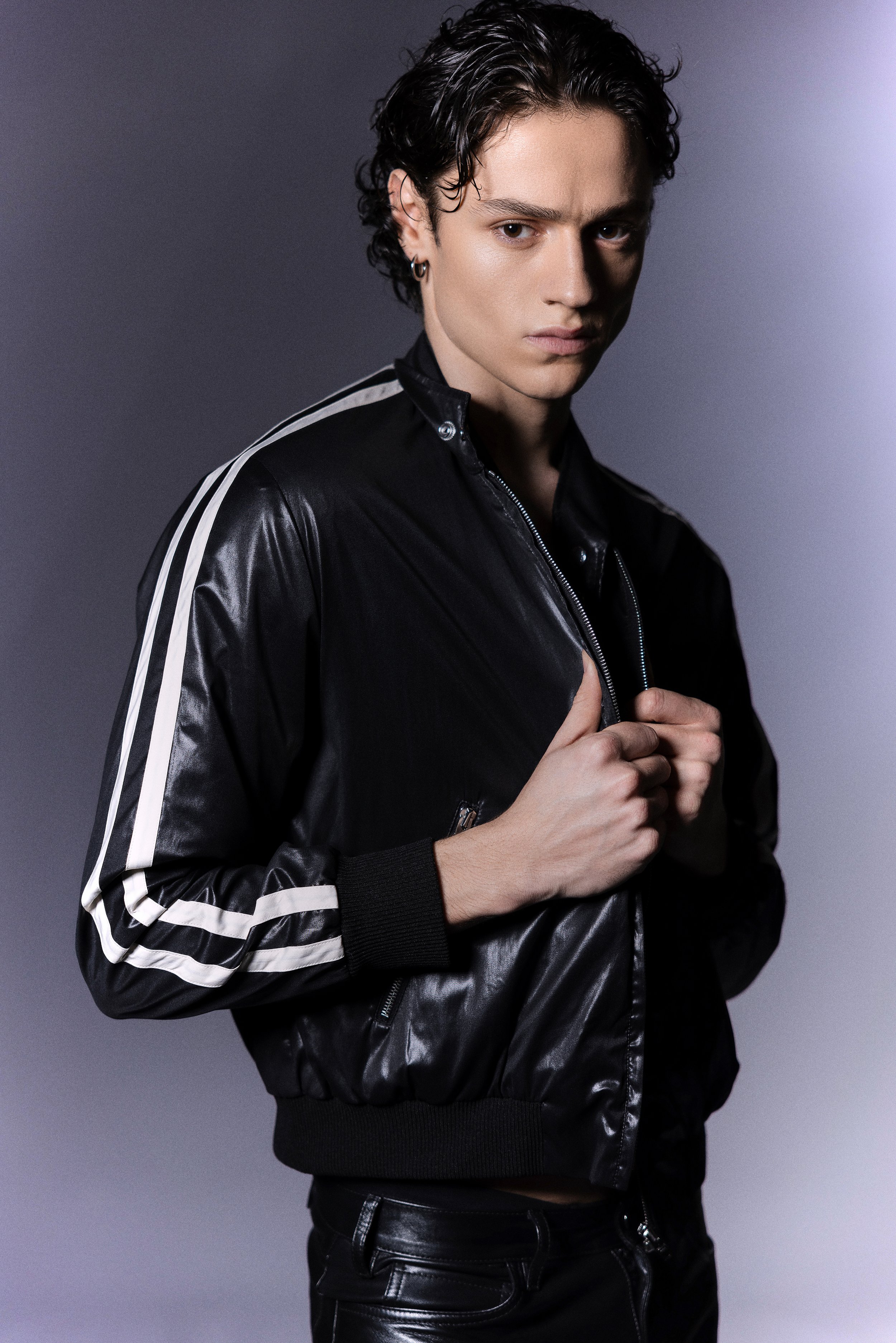 editorial dari alban1146-1 1.jpg