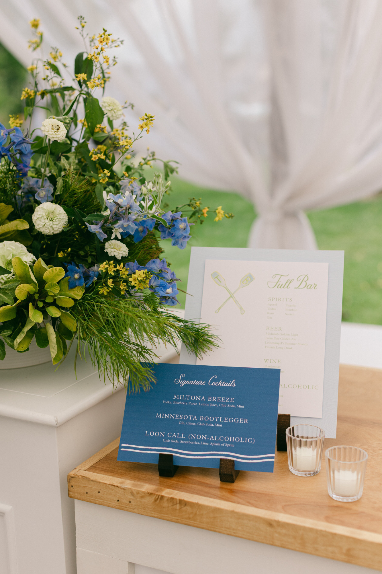 Minnesouri-Club-Floral-by-Ashley-Fox-Design_Julia-Mary_220-df5493eac3f8416e934ebf0471316ea4.webp