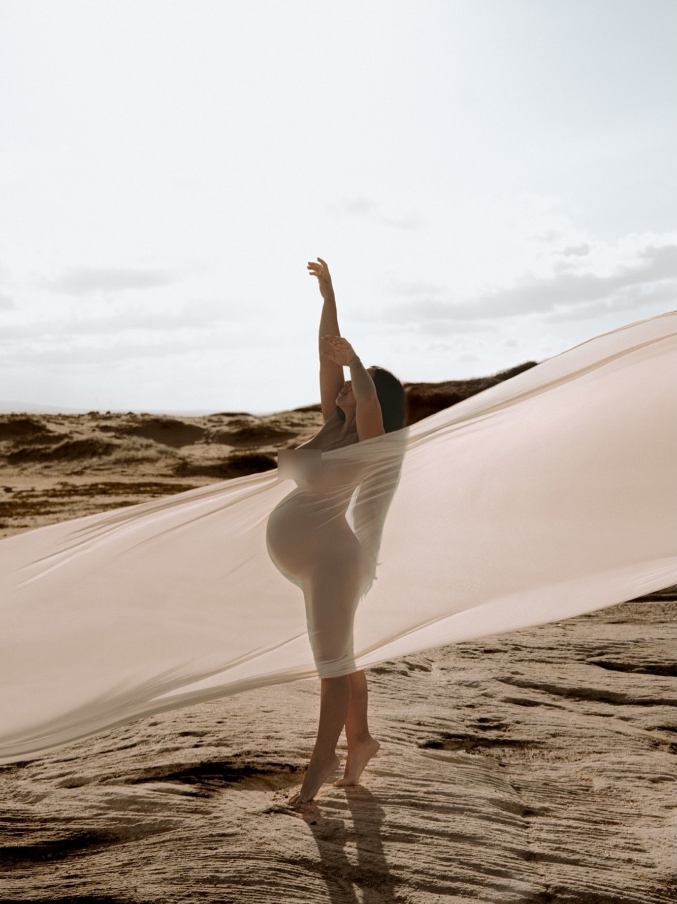 I&rsquo;M TIRED.

Not just tired like I need a nap&hellip; tired in my head &amp; heart. 

The kind of tired where you&rsquo;re thinking about everything all at once. The kids, the house, the work, what needs to be done tomorrow, what you forgot to d