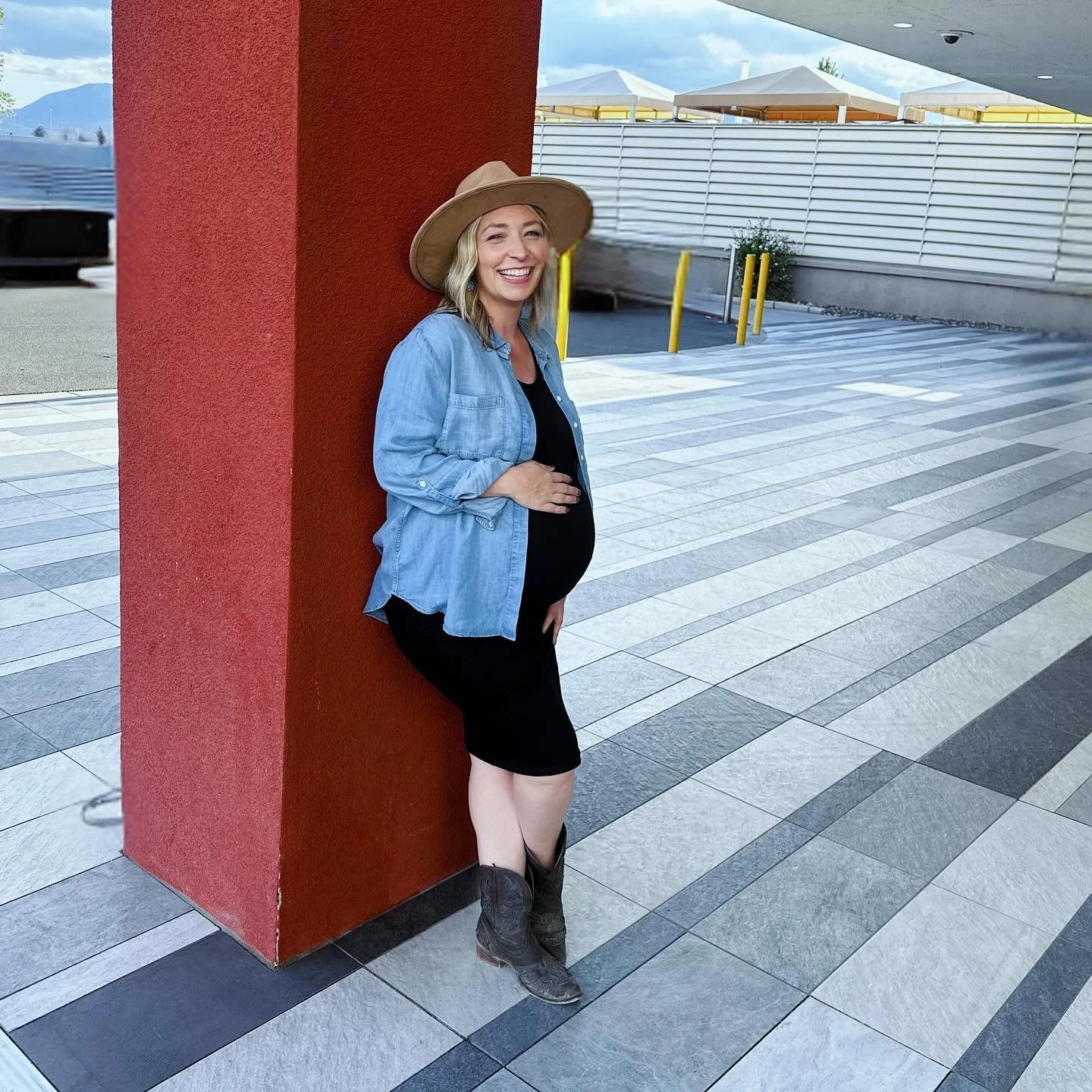 Thank you all so much for the birthday love! 🥳 Feeling so grateful heading into 35, it&rsquo;s going to be an amazing year. Only 3 weeks until we get to meet our little guy and I can&rsquo;t wait! 💙✨