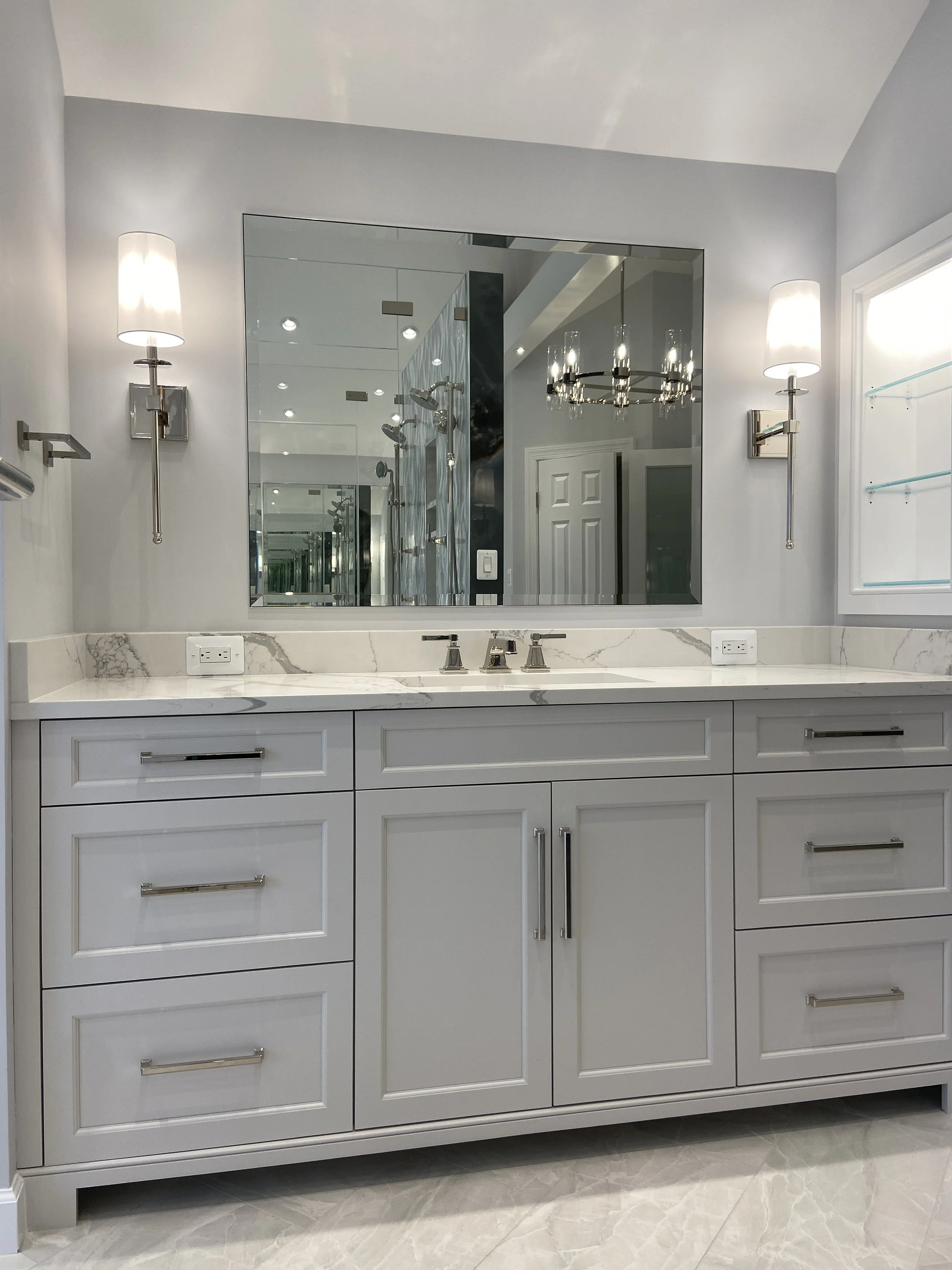 bathroom vanity.jpg