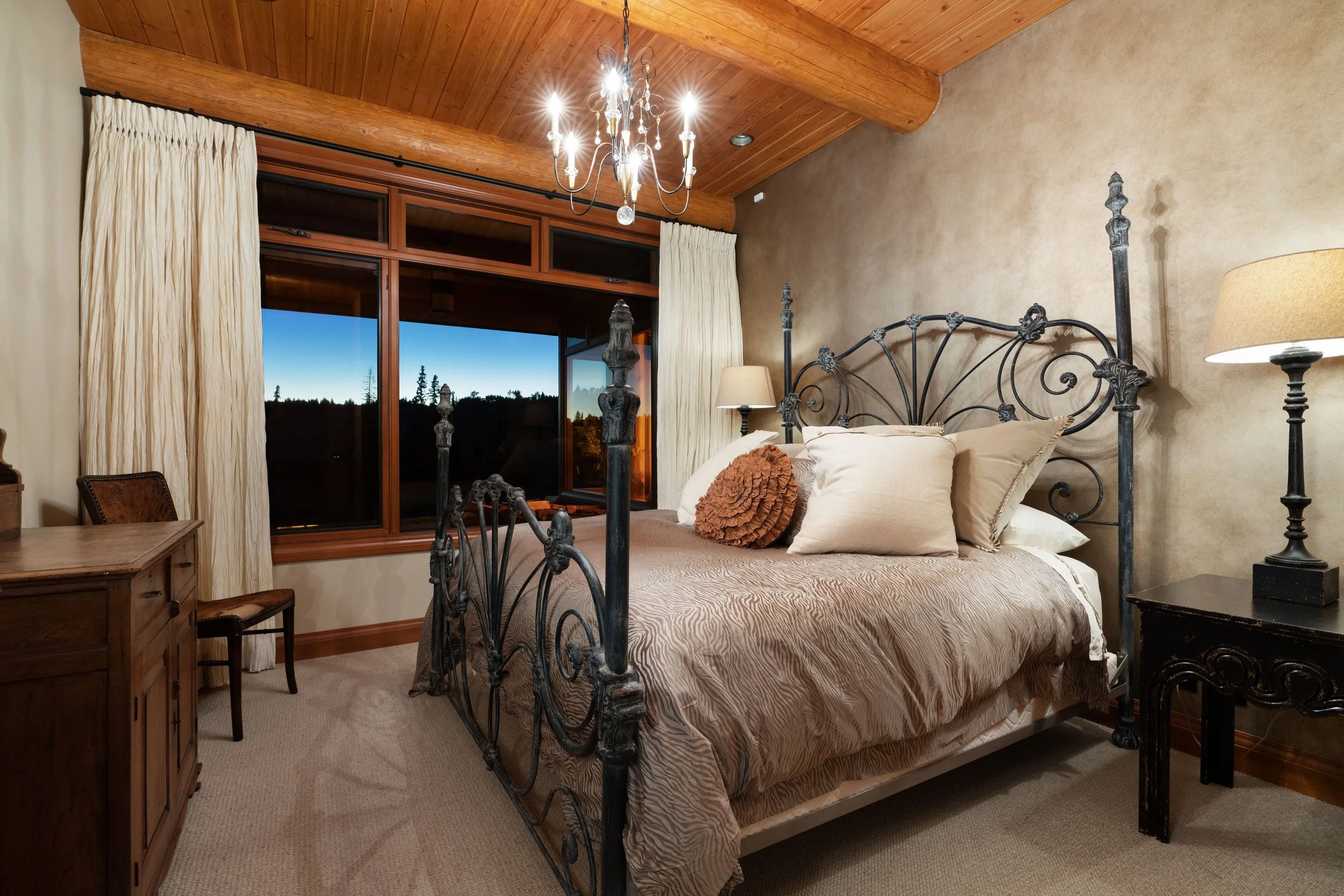 MH.Interiors-1443.SUMMER_HR.jpg