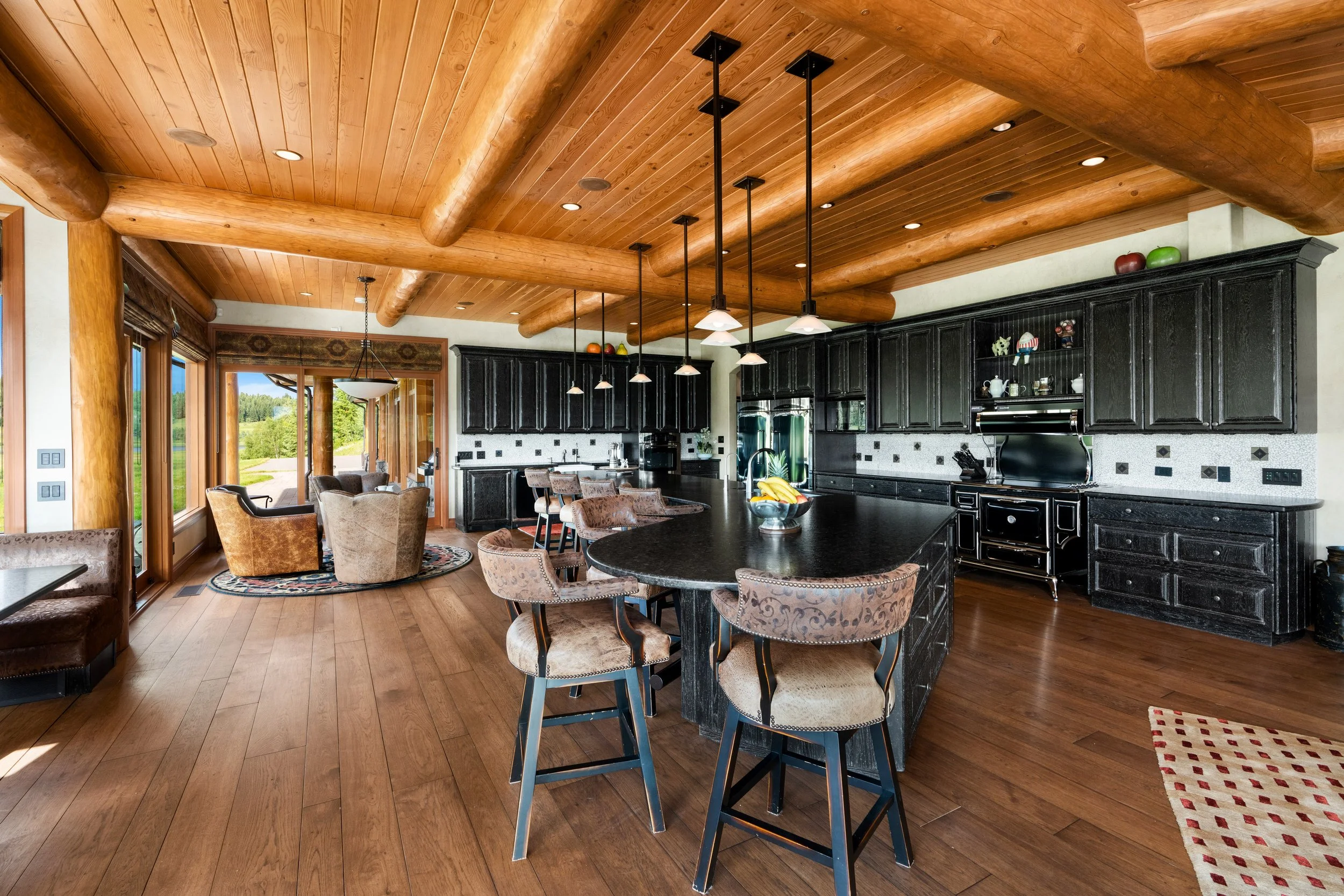 MH.Interiors-9195.SUMMER_HR.jpg