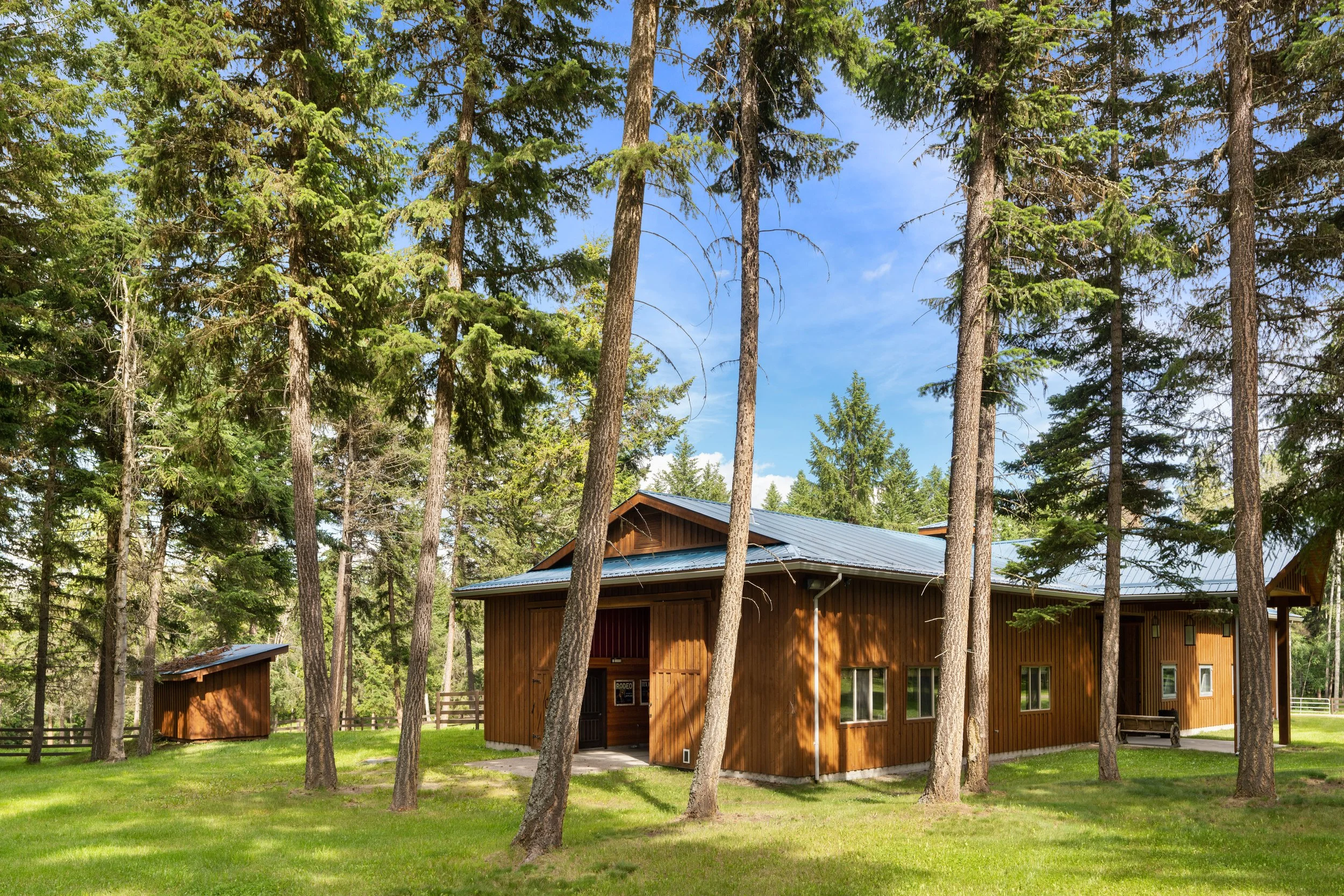 EQ.Barn.SUM.- 9694HiRes.jpeg