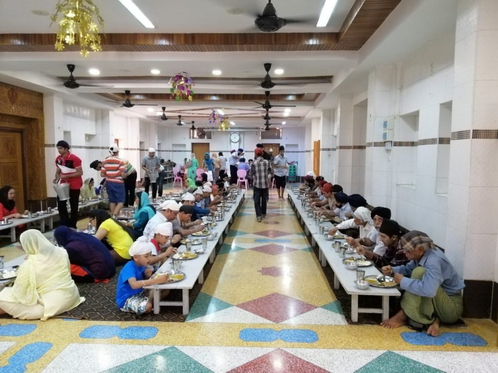 Myanmar-Langar-@-Gurudwara-1024x768.jpeg