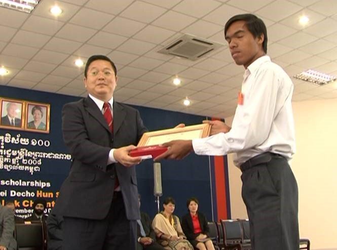 Cambodia-Vision-100-2.jpg