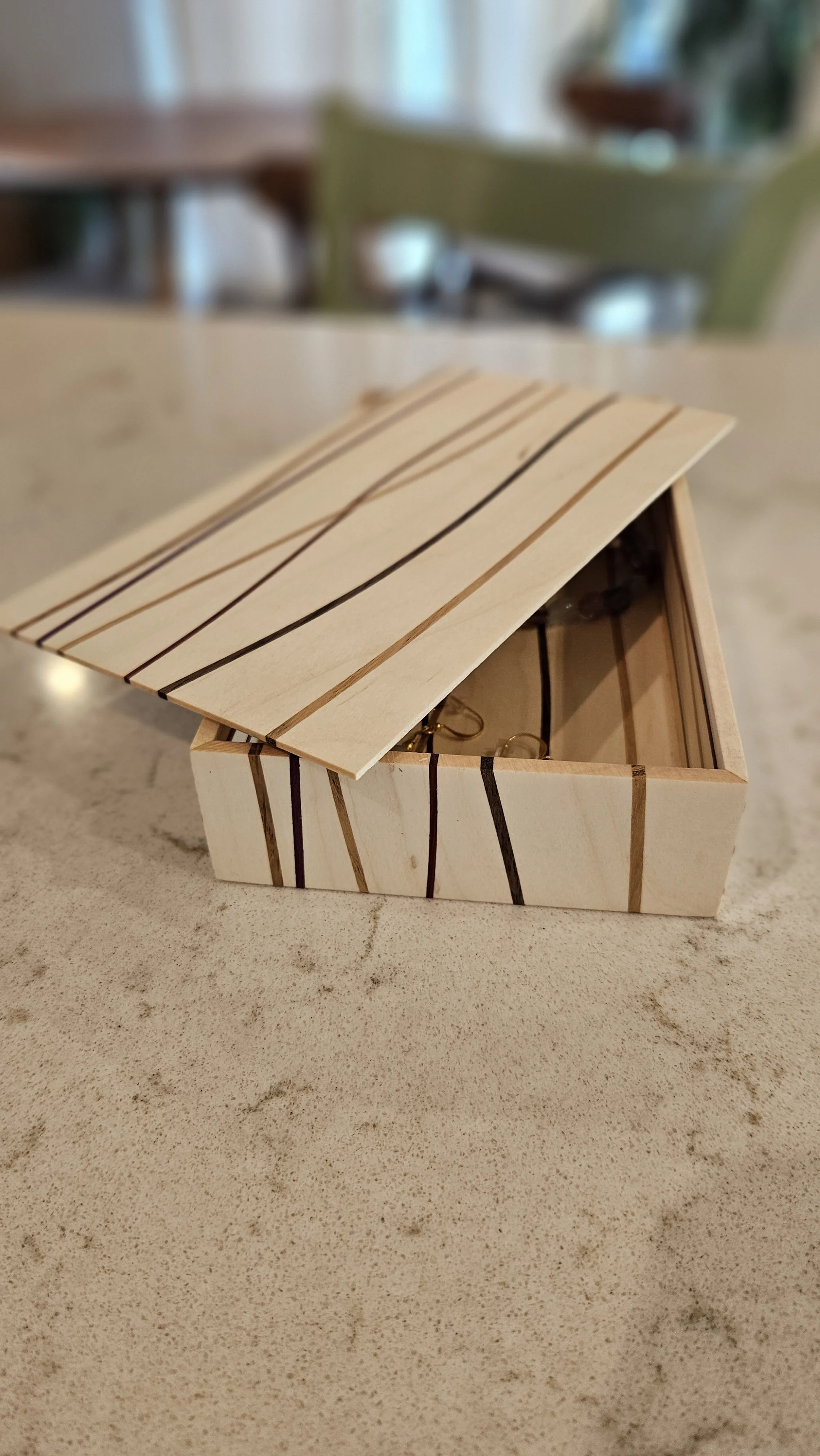 Curved Inlay Box - Maple