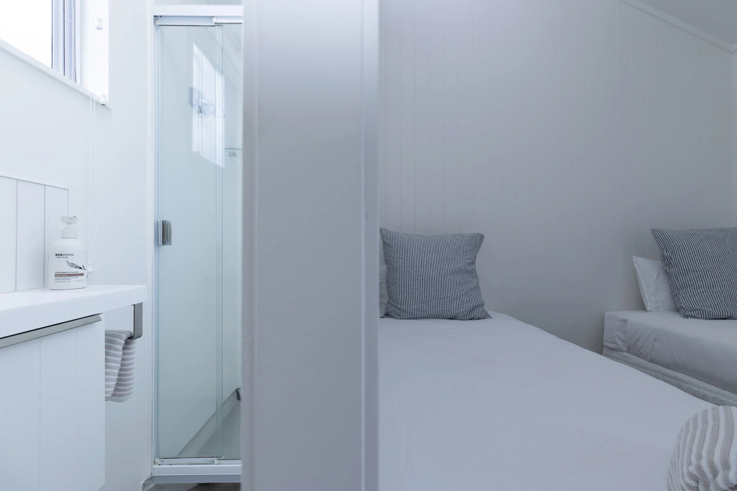 jC_TheQuarters_050.jpg