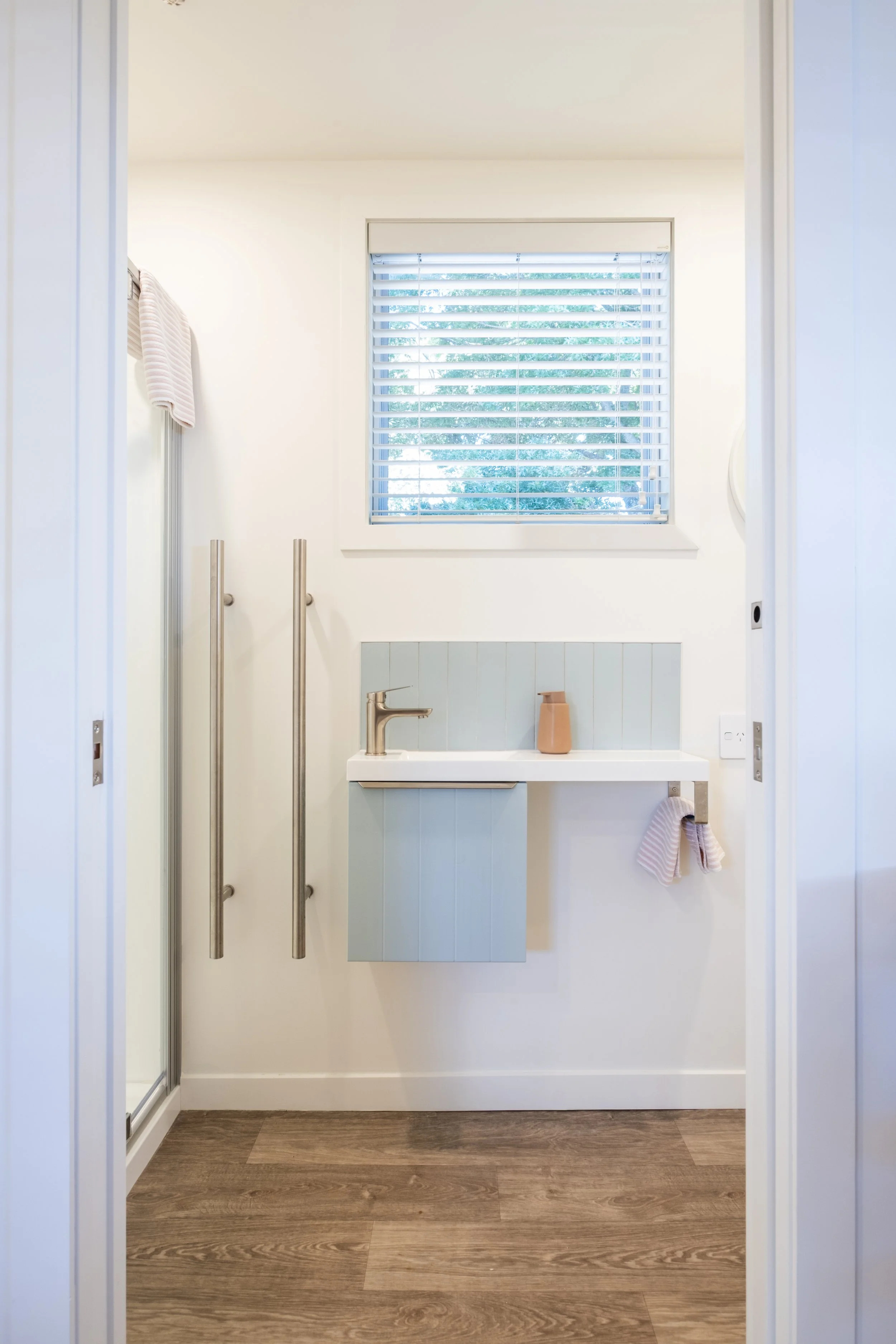 Spacious studio in Tūrangi near Tongariro Alpine Crossing with ensuite bathroom
