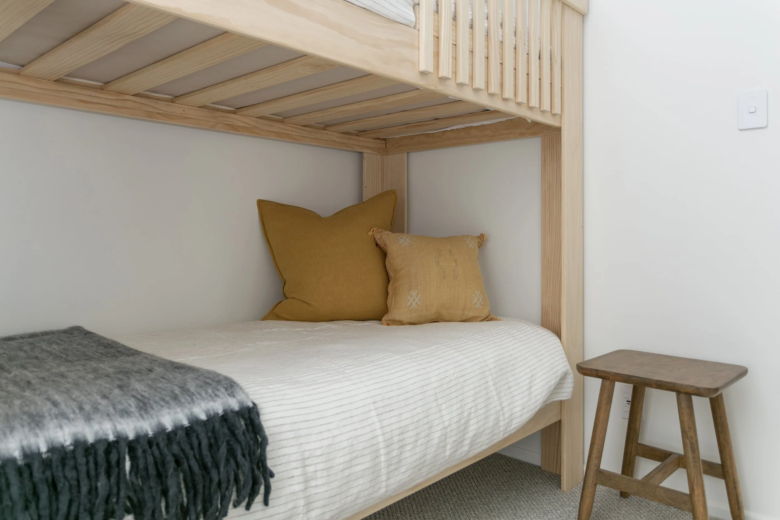 jC_TheQuarters_058.jpg