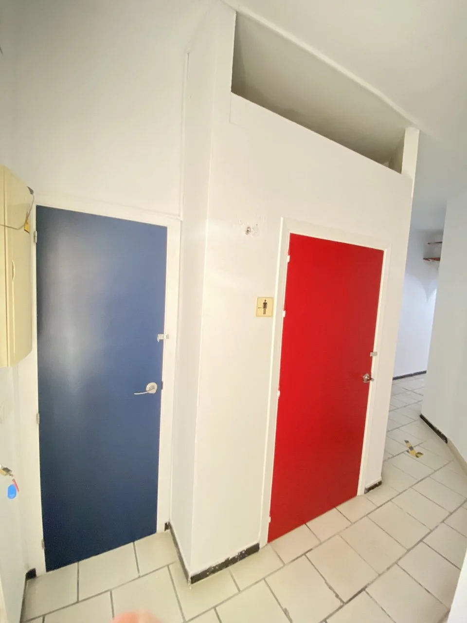 commercial-painting-bars-restaurants-interior-fuengirola-port-16.jpeg