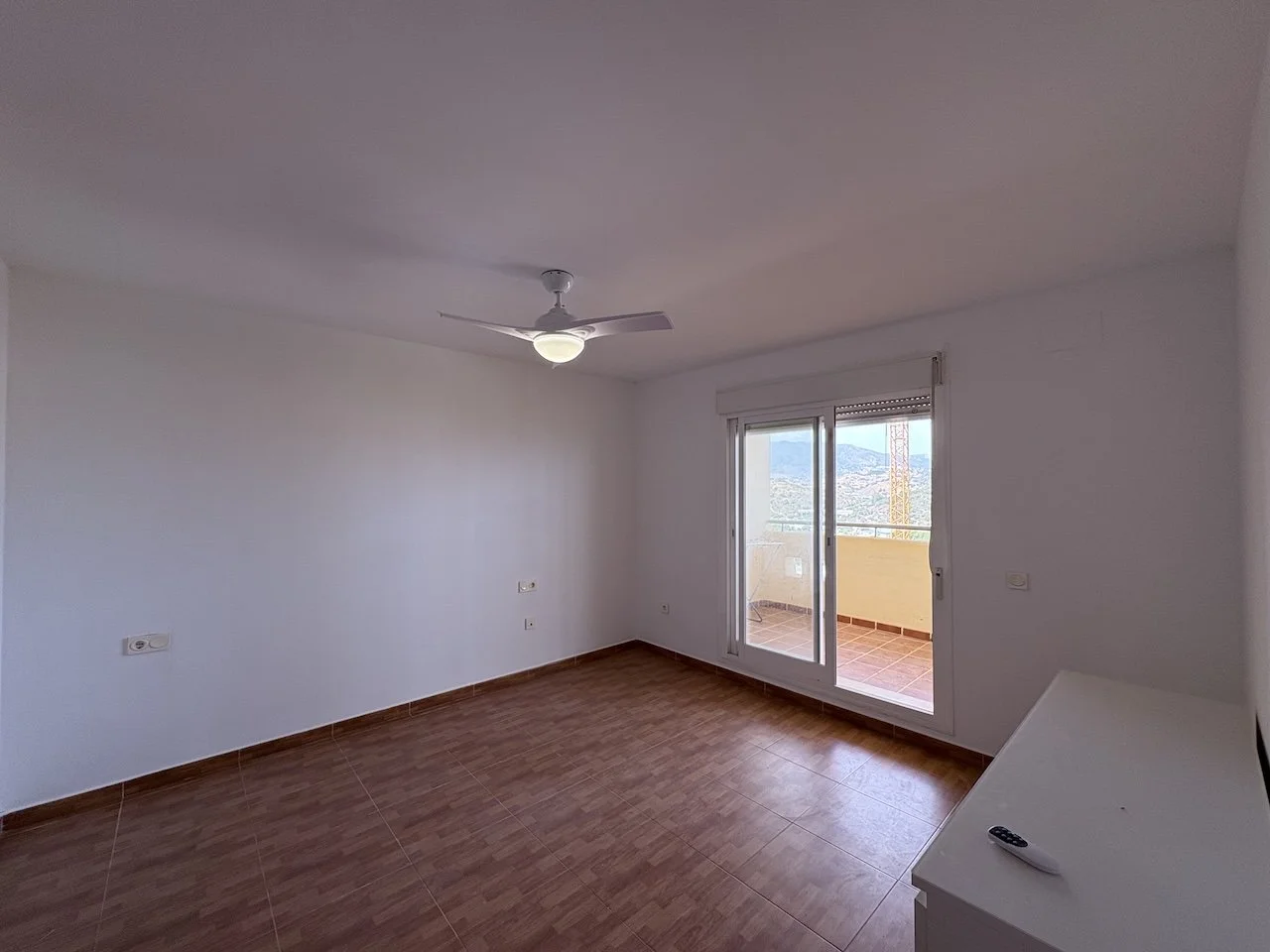 apartment-painting-decorating-la-cala-de-mijas-superior-finishings-12.jpeg