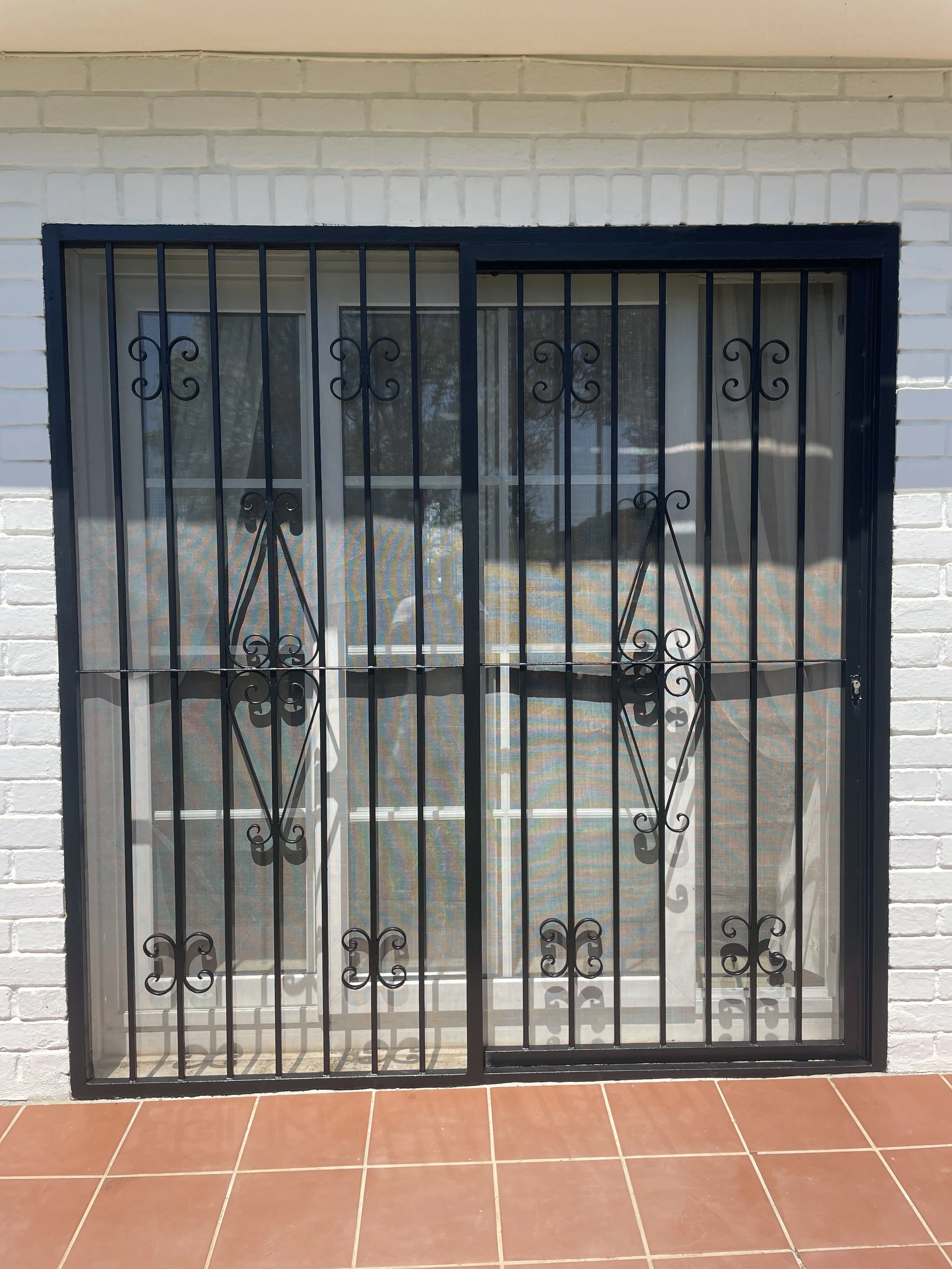 window-metalwork-rejas-painting-calahonda-superior-finishings-1.jpeg10.jpeg