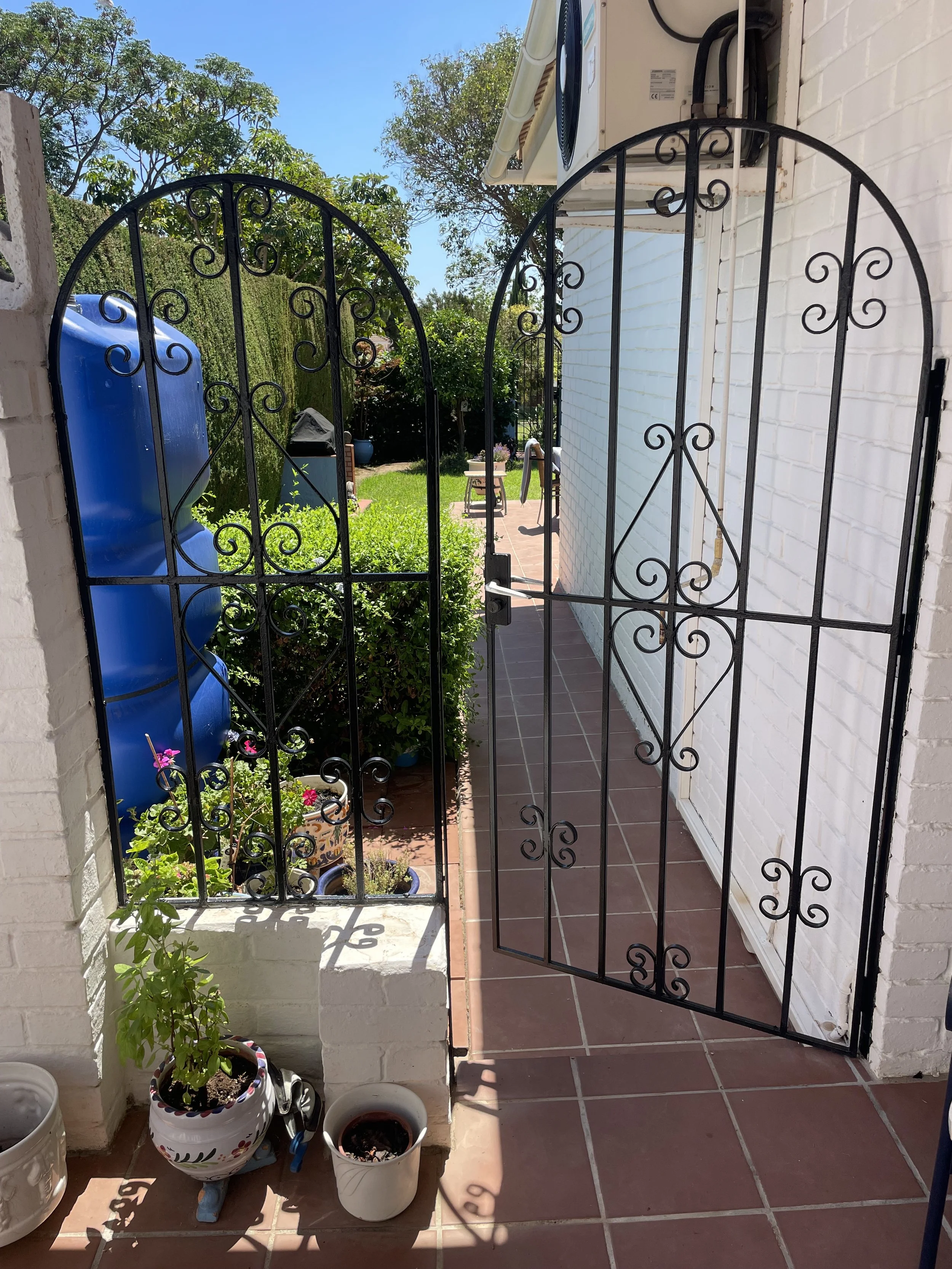 window-metalwork-rejas-painting-calahonda-superior-finishings-1.jpeg8.jpeg