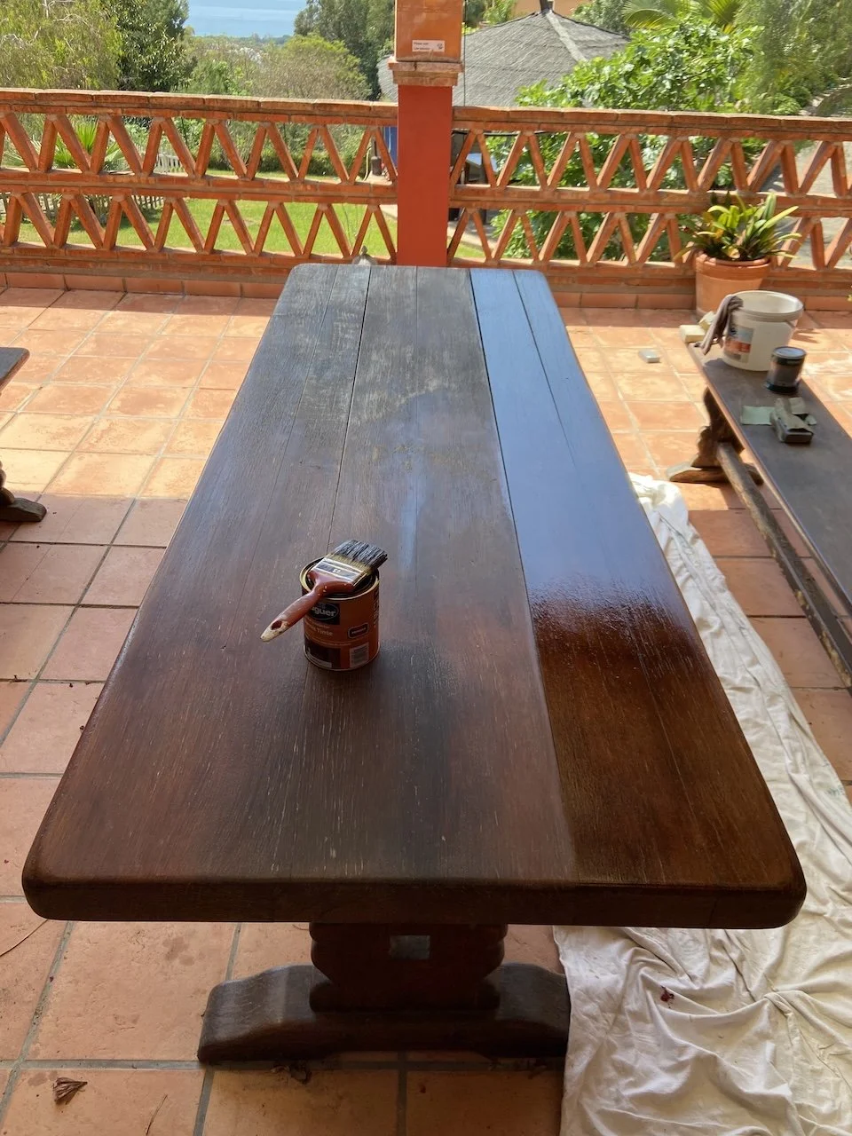 woodwork-stain-varnish-marbella-superior-finishings-2.jpeg