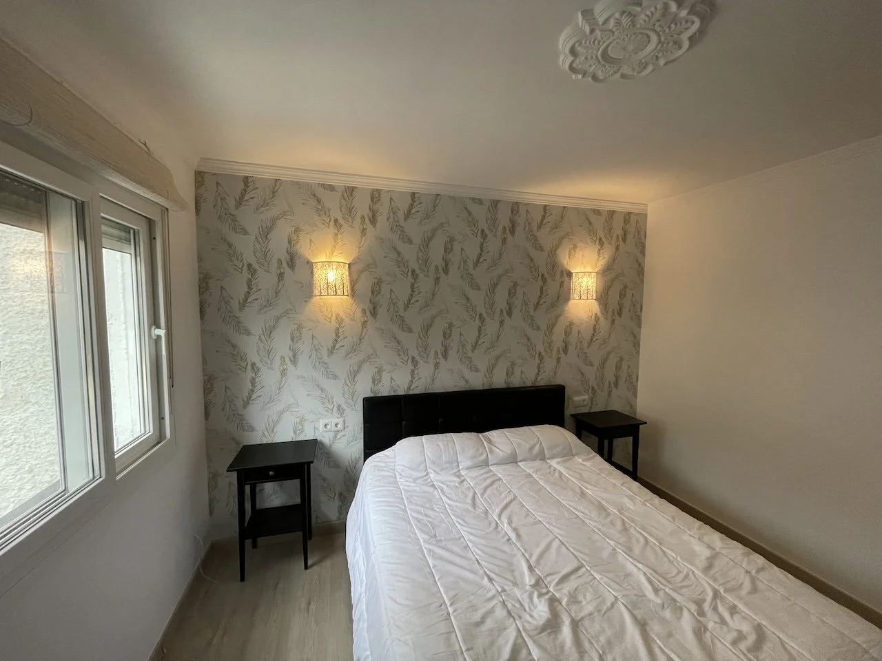 wallpaper-apartment-benalmadena-superior-finishings-2.jpeg