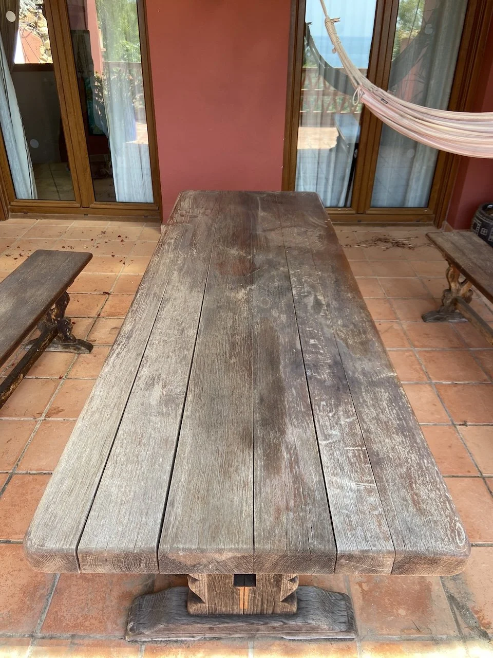 woodwork-stain-varnish-marbella-superior-finishings-1.jpeg