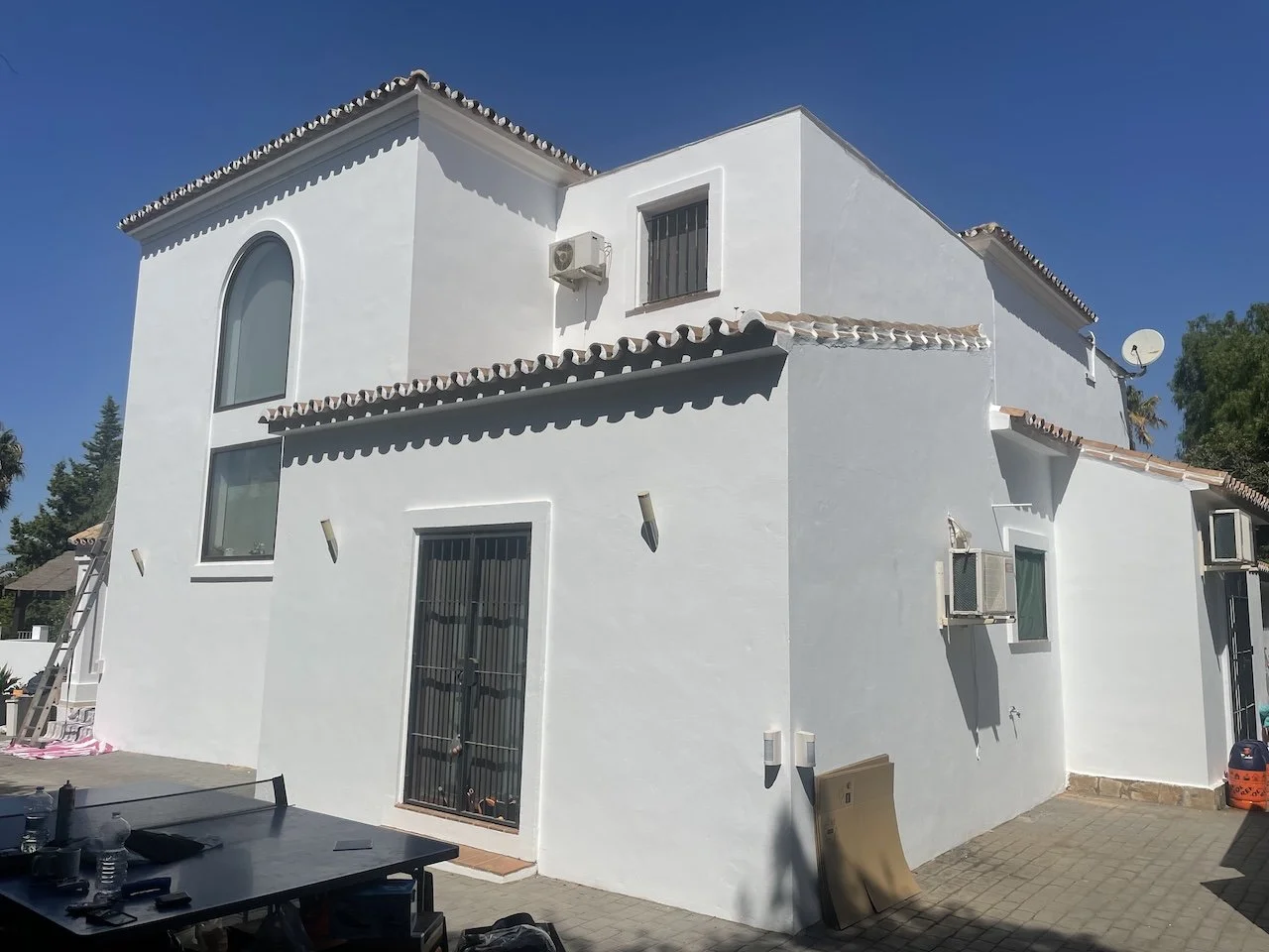 exterior-painting-repairs-el-rosario-superior-finishings-2.jpeg