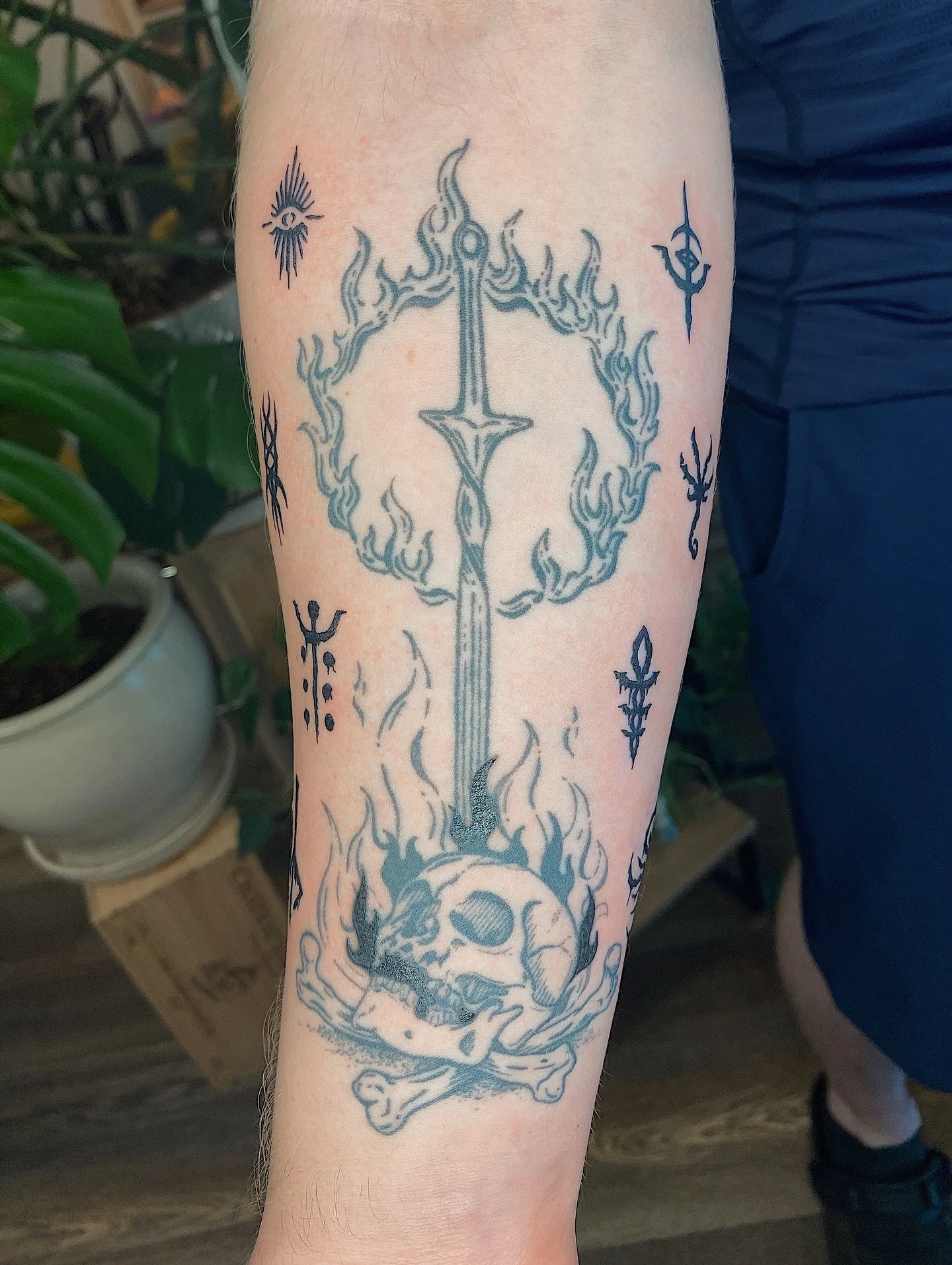 Added to Braden&rsquo;s Bloodborne tattoo from one year ago! ☠️🔥🗡️