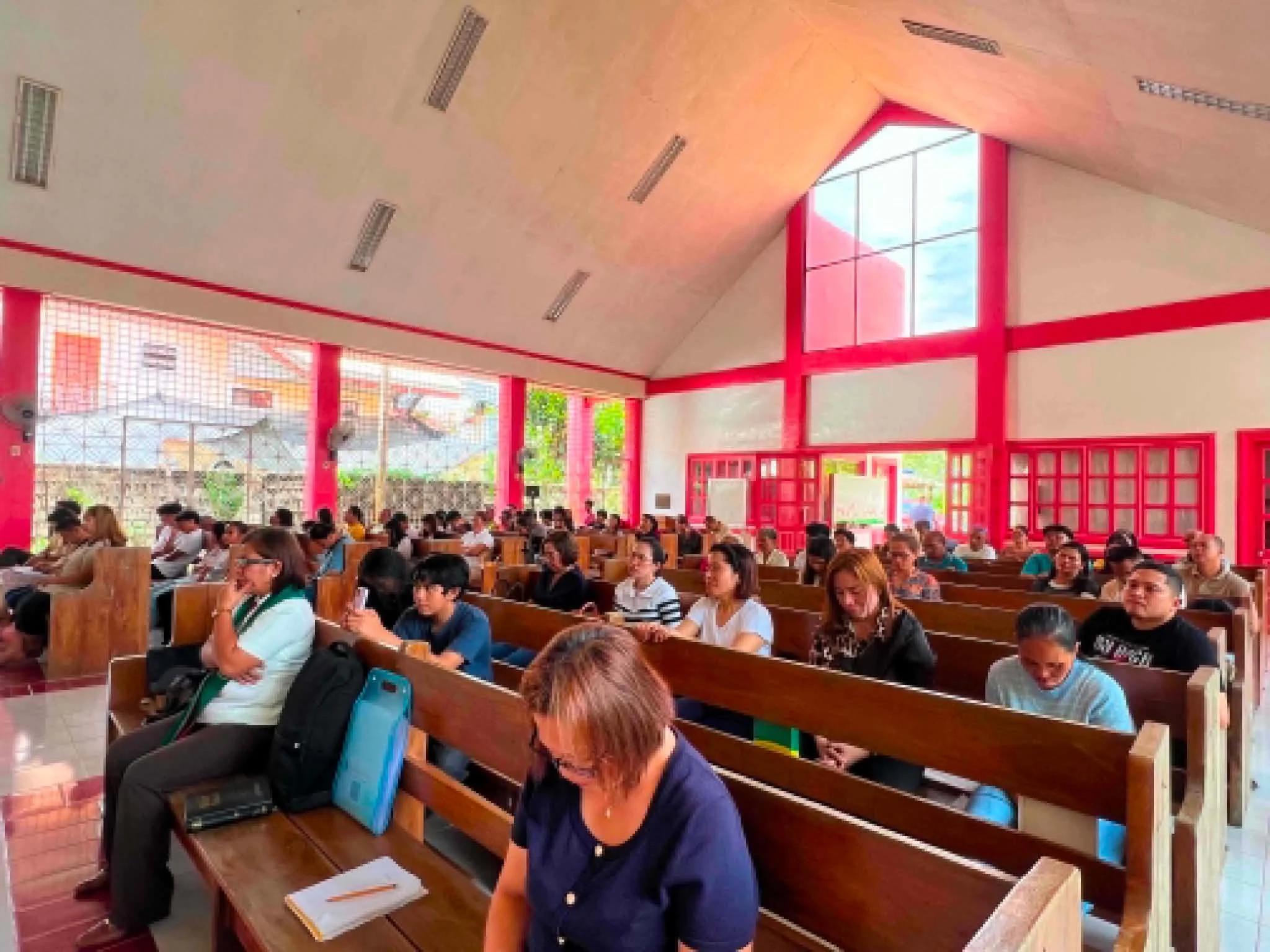 Mega Manila Joins Global Season of Prayer, Gathers for Conference-Wide Concert of Prayer