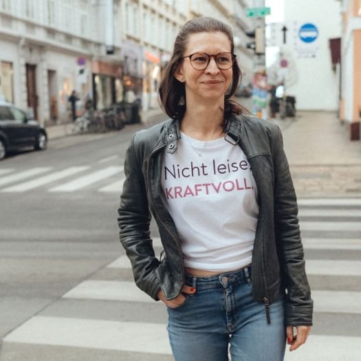 l151_madita_t-shirt_deutsch_jana_hoffmann_03.jpg